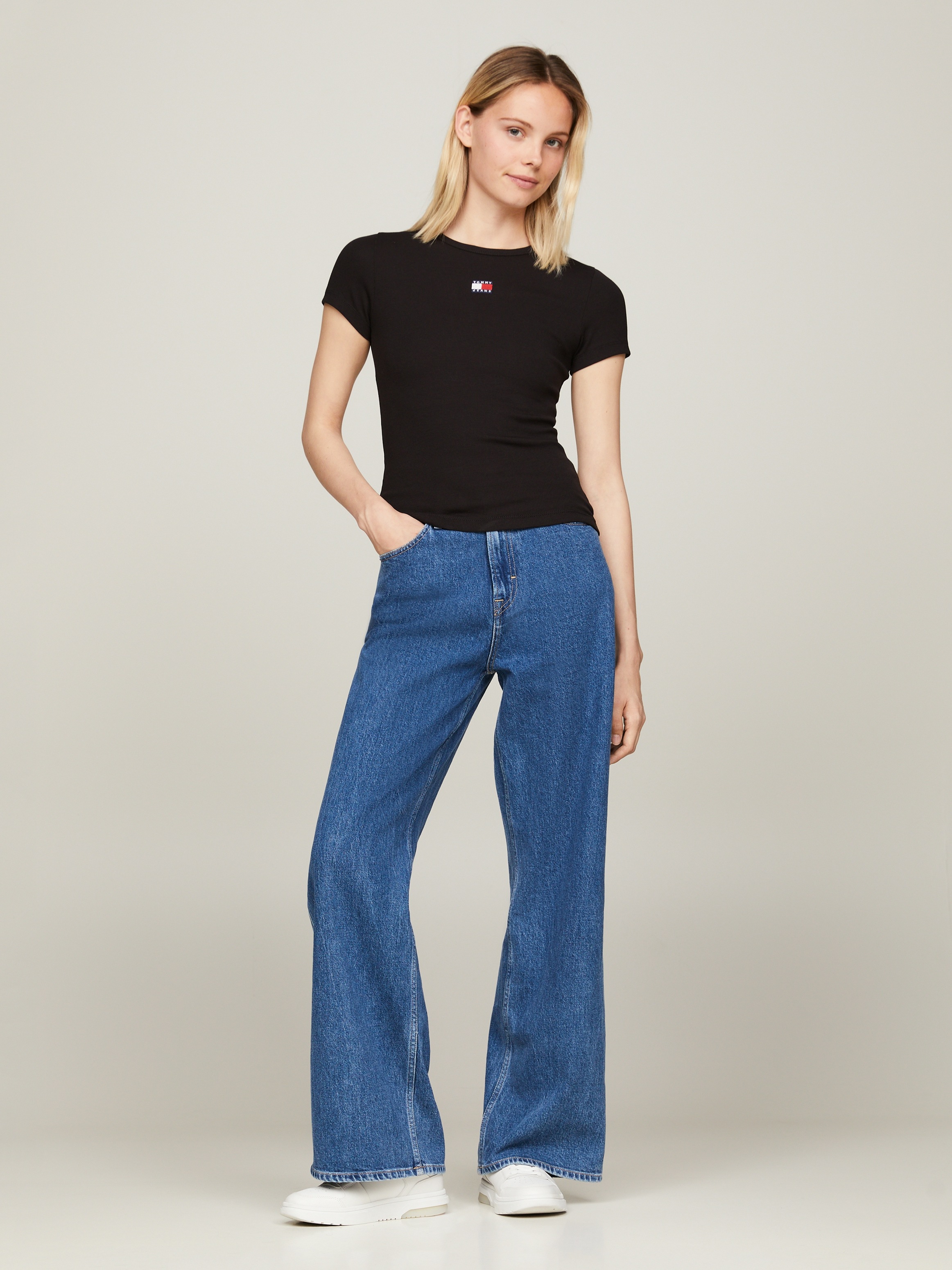 Tommy Jeans T-Shirt »TJW SLIM BADGE RIB TEE«, in Rippoptik