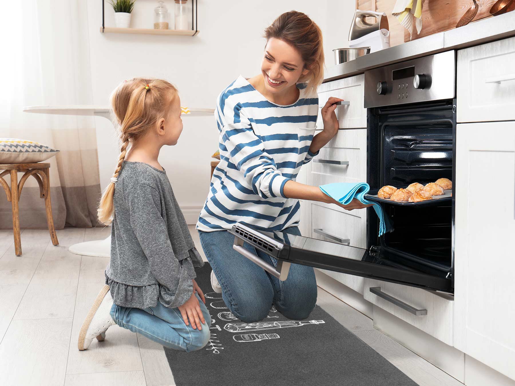 Primaflor-Ideen in Textil Küchenläufer »HEART OF THE KITCHEN, Made in Belgium« rechteckig 6,5 mm Höhe mit Schriftzug, Größe 50x150 cm, rutschhemmend