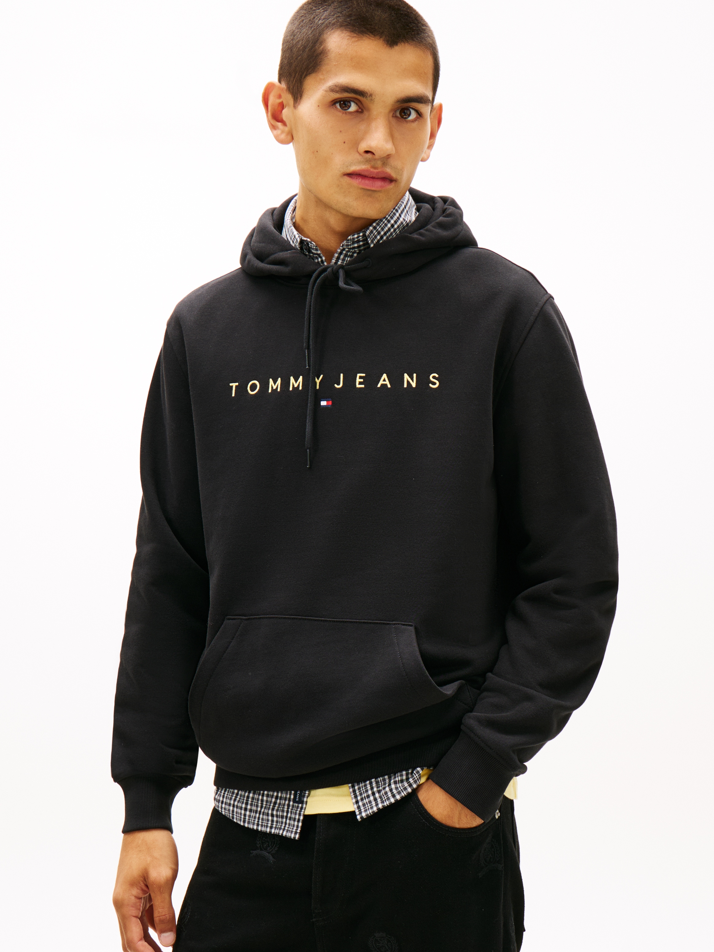Tommy Jeans Hoodie »TJM REG LINEAR LOGO HOODIE EXT«, mit Logo-Stickerei
