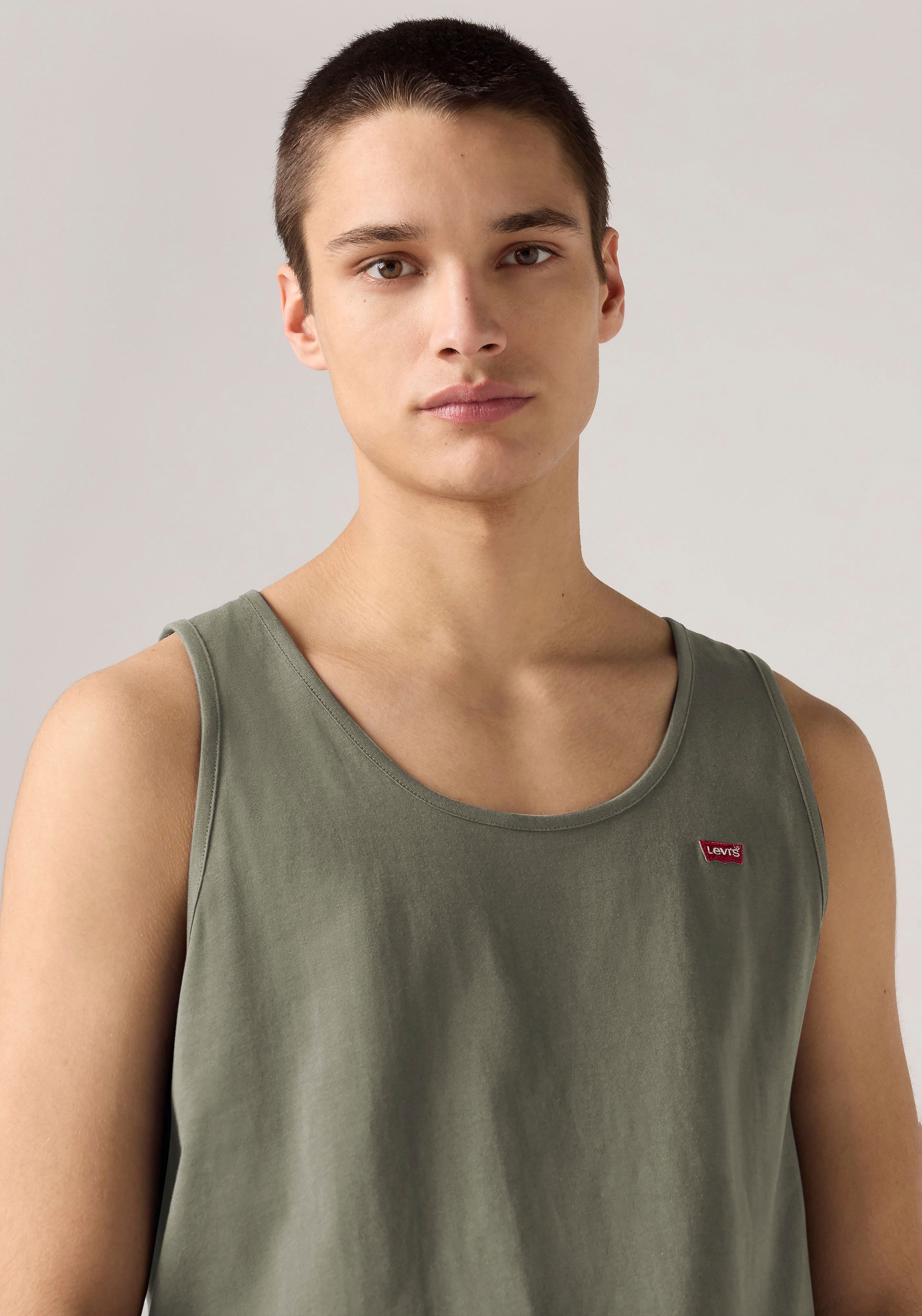 Levi's® Tanktop »LSE HOUSEMARK TANK« mit Logo Stickerei
