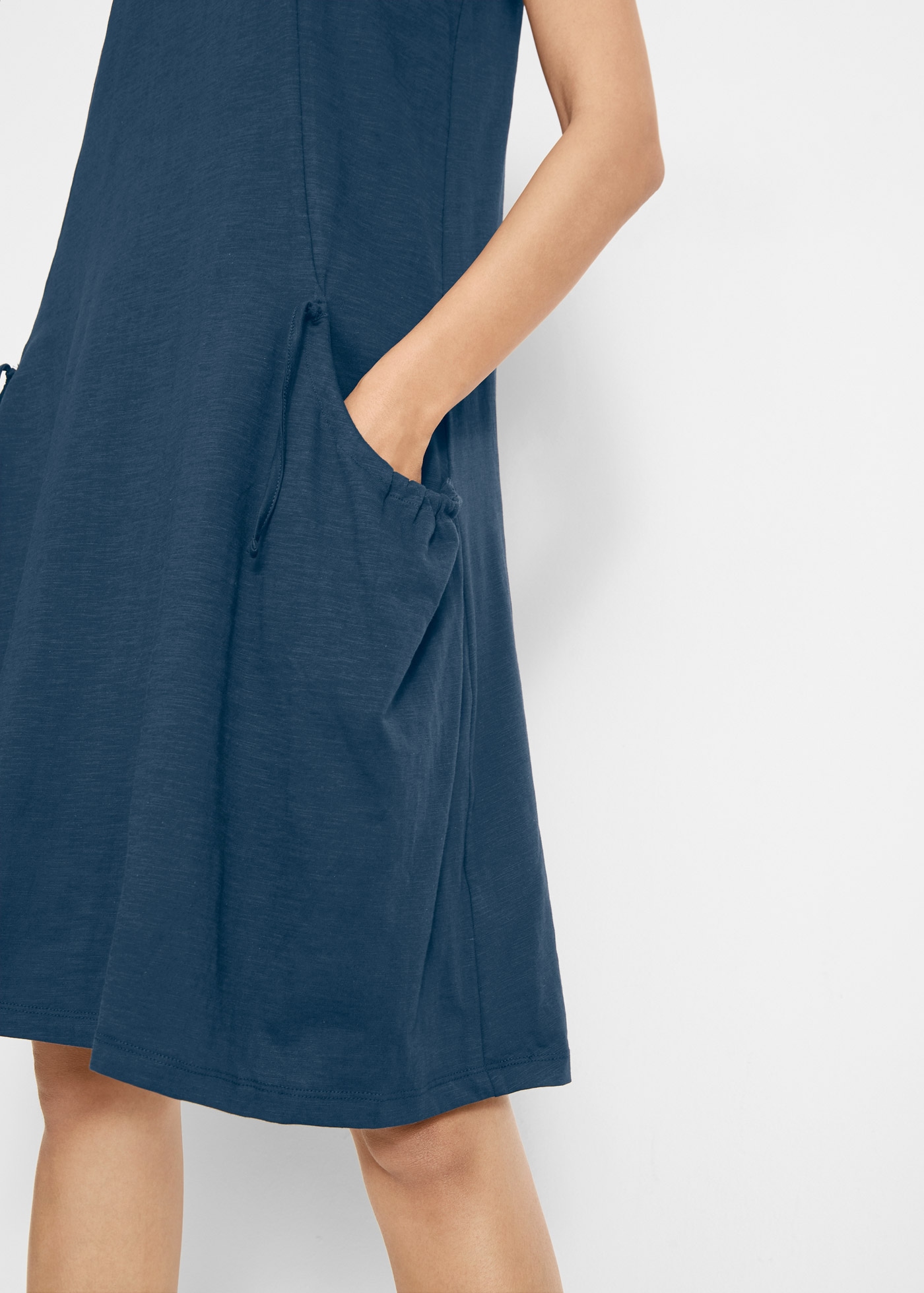 bonprix Jerseykleid »Baumwoll-Jerseykleid mit Taschen« für den Alltag, ärmellos, aus Baumwolle, in A-Linie, mit Taschen