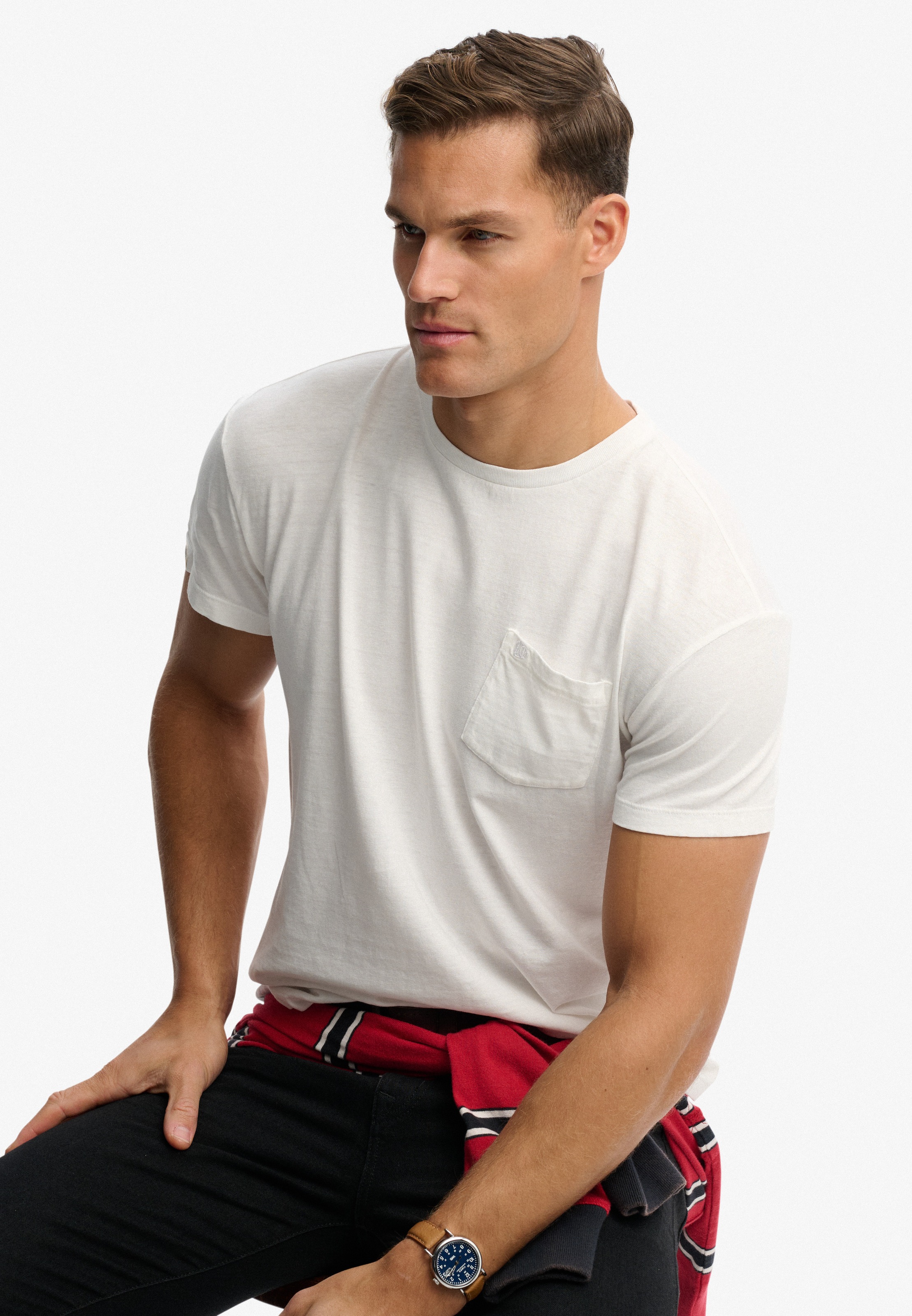 Superdry Rundhalsshirt »COTTON CLASSIC LINEN PKT TEE« aus tollem Baumwoll-Leinen-Mischgewebe