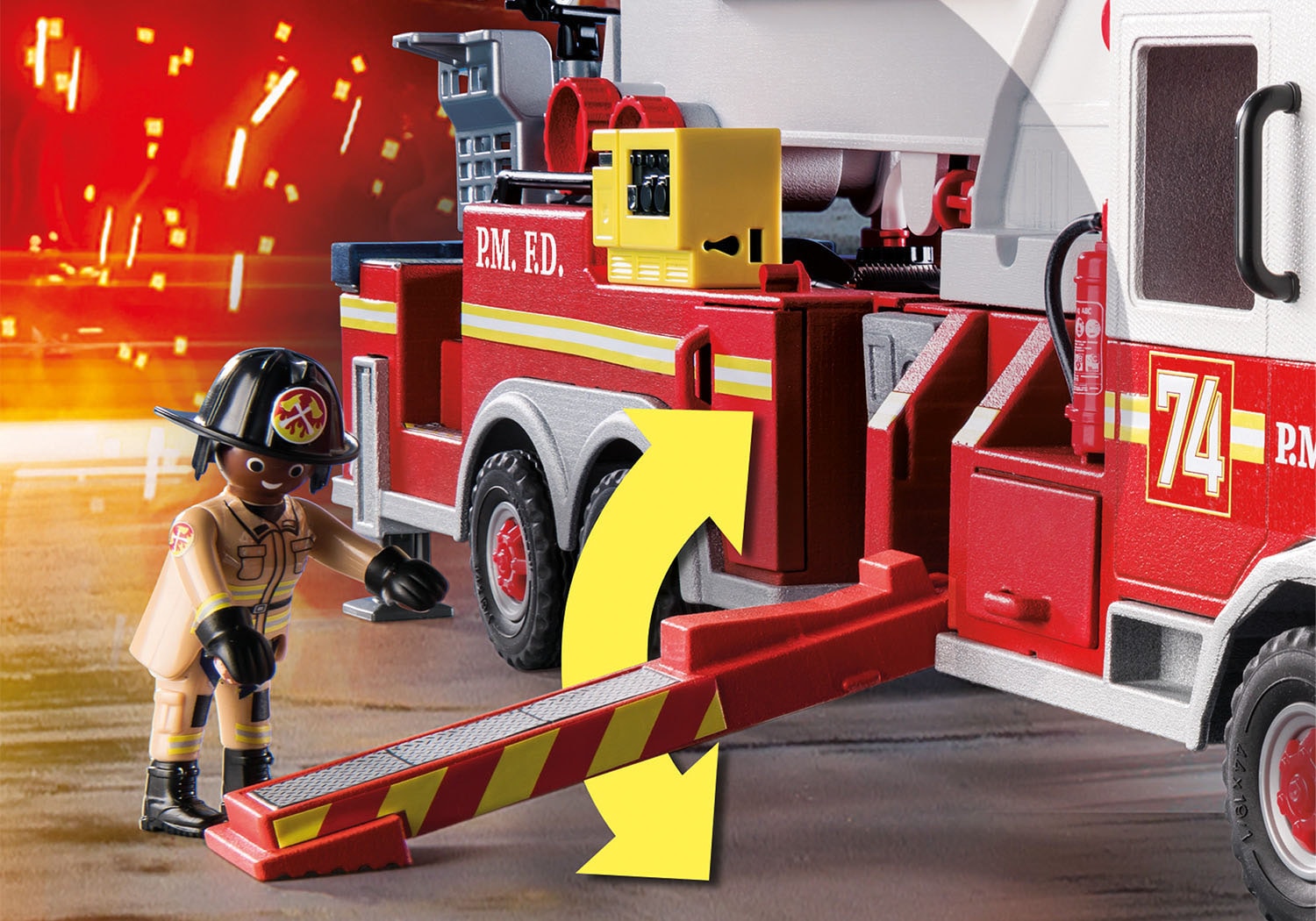 Playmobil® Konstruktions-Spielset »Feuerwehr-Fahrzeug: US Tower Ladder (70935), City Action«, (113 St.), mit Licht- und Soundeffekten, Made in Germany