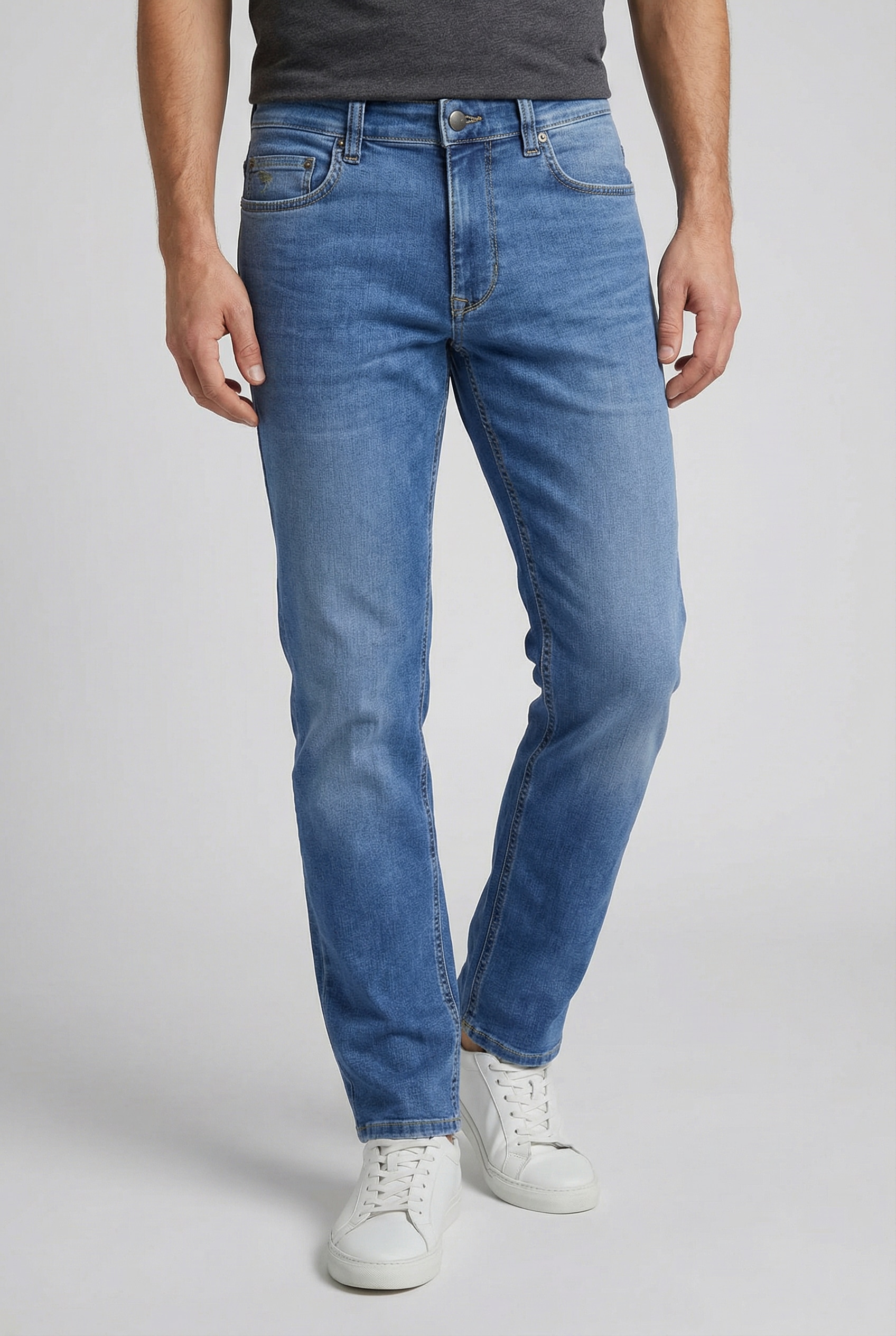 FYNCH-HATTON Tapered-fit-Jeans Regular Fit, mit Eingrifftaschen, Gesäßtaschen und Coinpocket