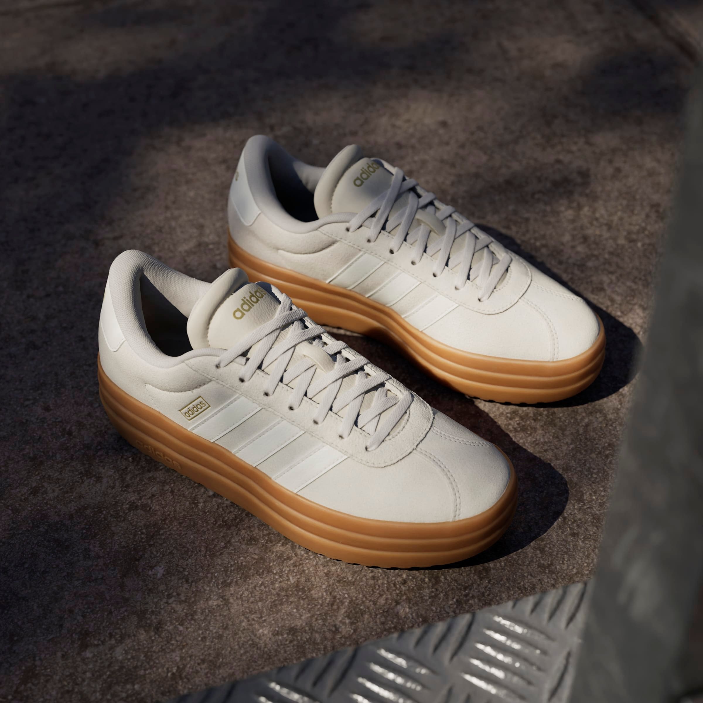 adidas Sportswear Sneaker »VL COURT BOLD«, Design auf den Spuren des adidas Gazelle Bold