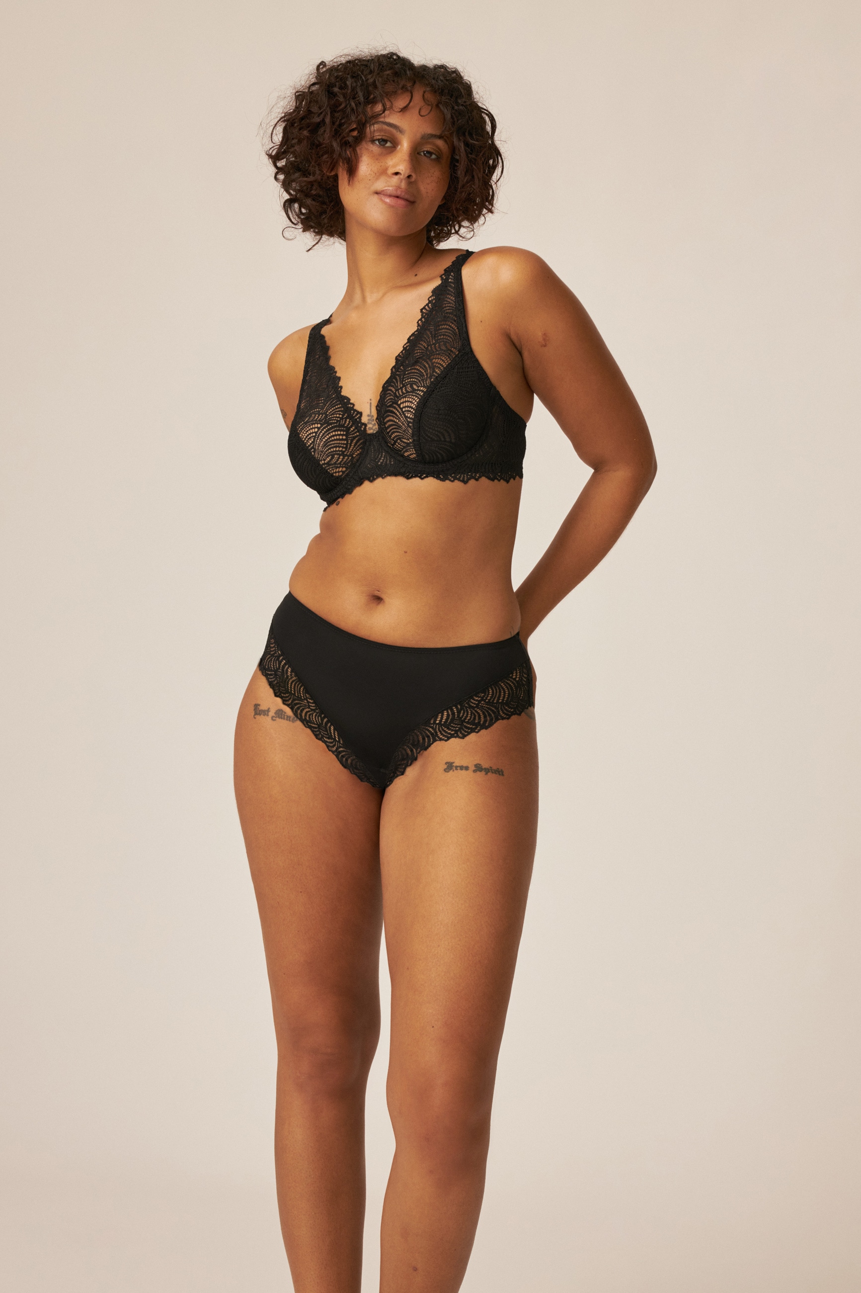 Naturana Bügel-BH »The Friday« 1 Stk. mit Bügel, mit Spitze, breite Träger, feminin, bequem