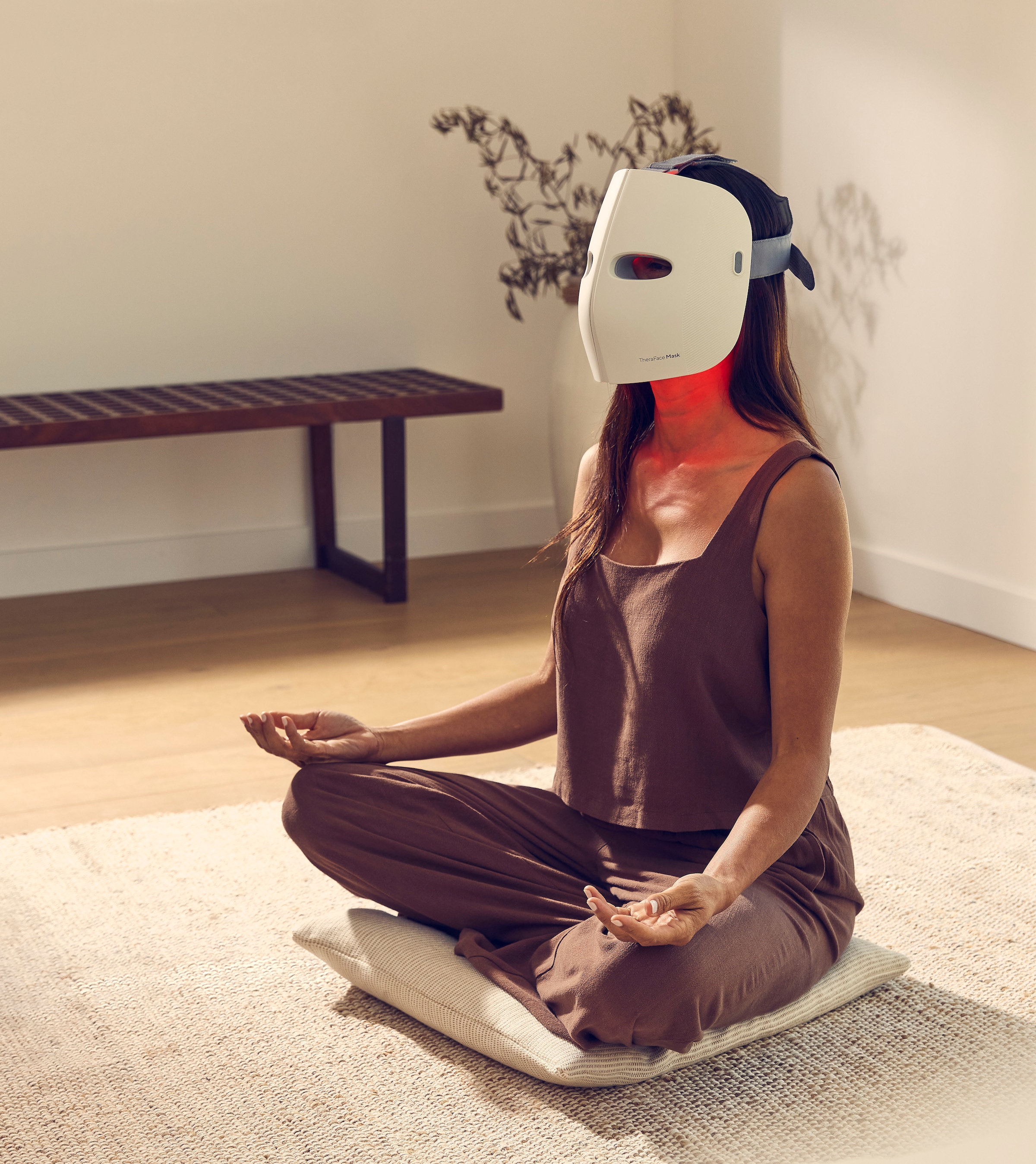 Therabody Kosmetikbehandlungsgerät »TheraFace Mask LED-Hautpflegemaske mit Vibrationstherapie«, Verbesserung der Hautstruktur, klinisch erwiesene Vorteile