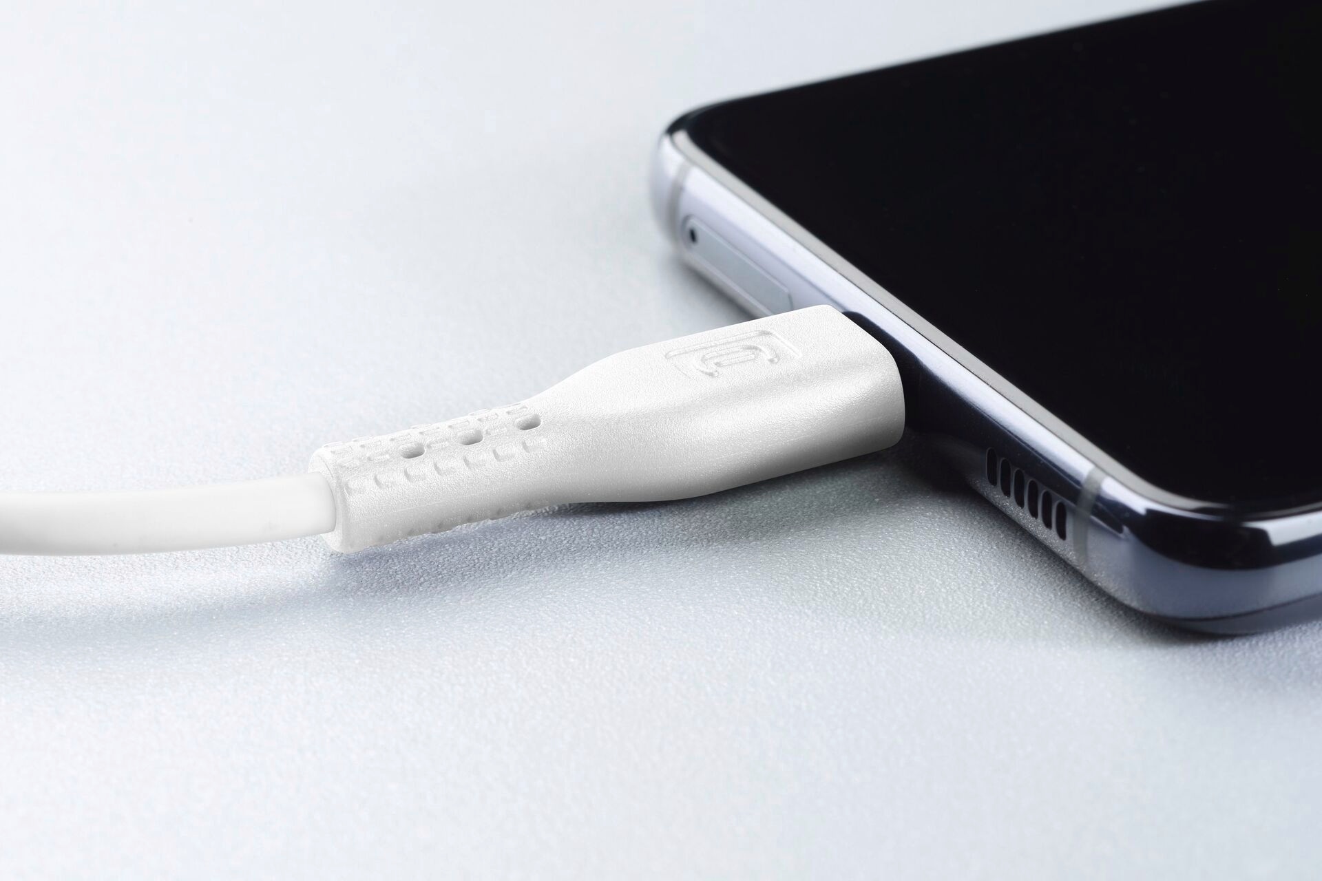 Cellularline USB-Kabel »Power Data Cable 0,6 m USB Typ-C / Typ-C«, USB Typ C-USB Typ C, 60 cm