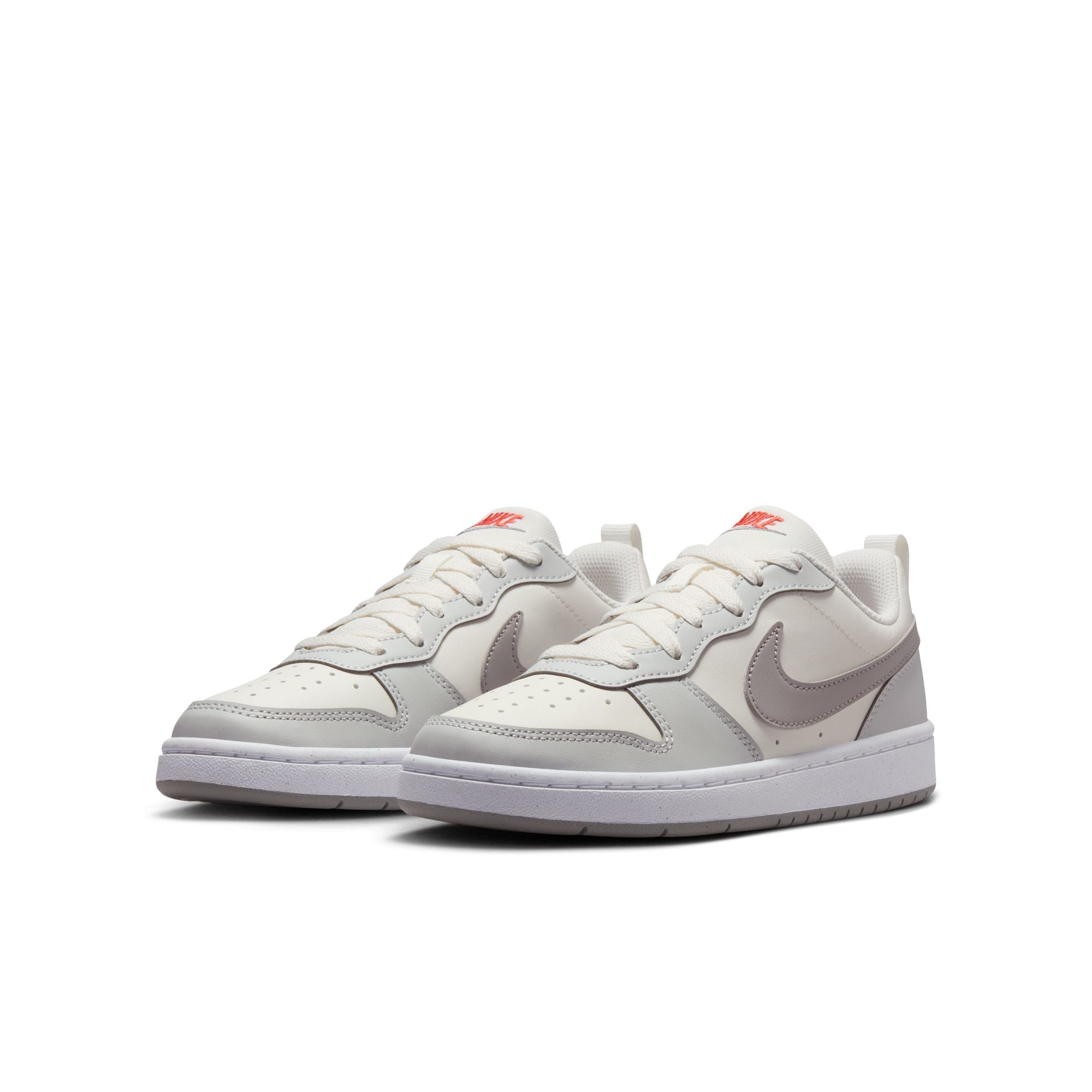 Nike Sportswear Sneaker »Court Borough Low Recraft (GS)«  Design auf den Spuren des Air Force 1