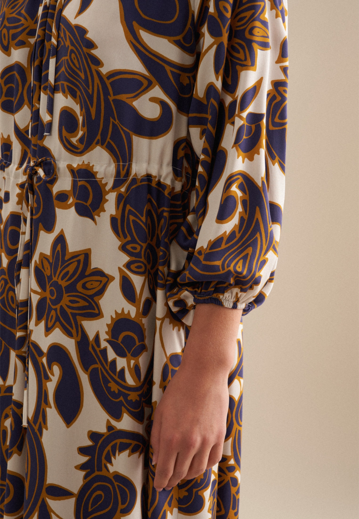 seidensticker Sommerkleid »Schwarze Rose«, 7/8-Arm Rundhals Paisley