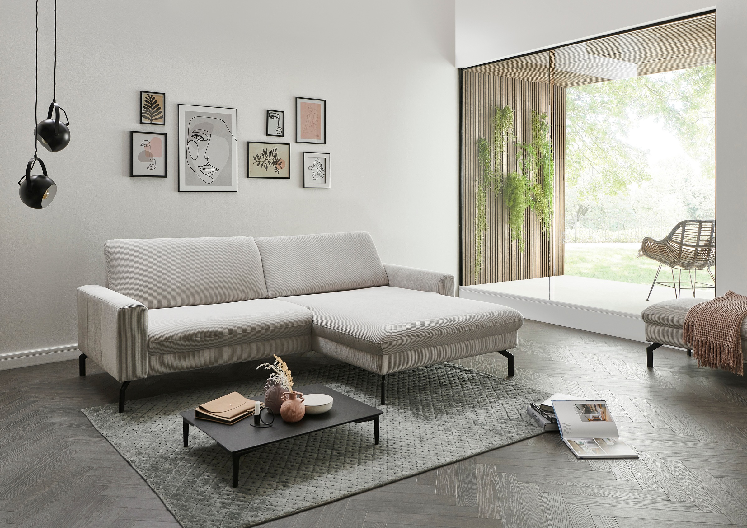 Die PlanBar Ecksofa wahlweise mit Kopfstützen und Sitztiefenverstellung