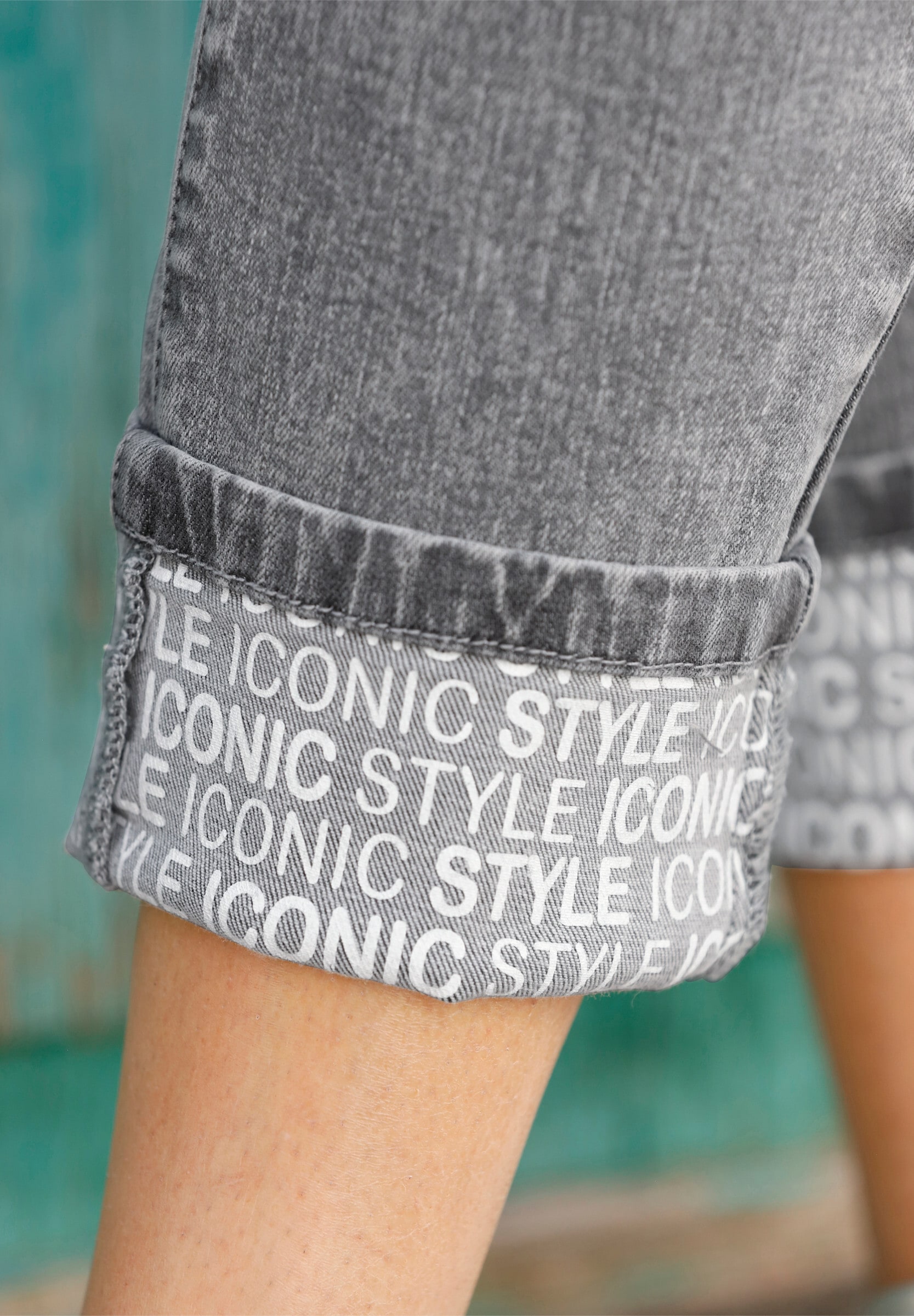 heine 5-Pocket-Jeans »Jeans 5-Pocket-Jeans mit Schriftzug«