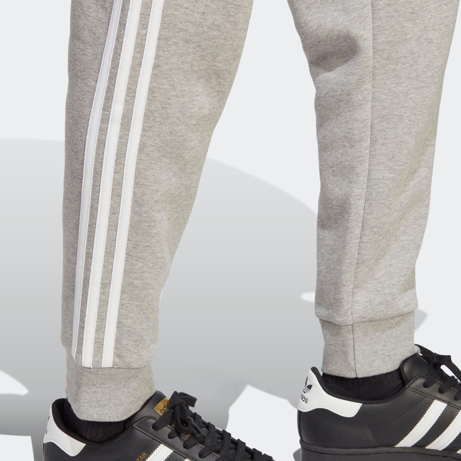 adidas Originals Sporthose »ADICOLOR CLASSICS 3STREIFEN HOSE«, (1 tlg.), Klassische Adicolor drei Streifen Jogginghose