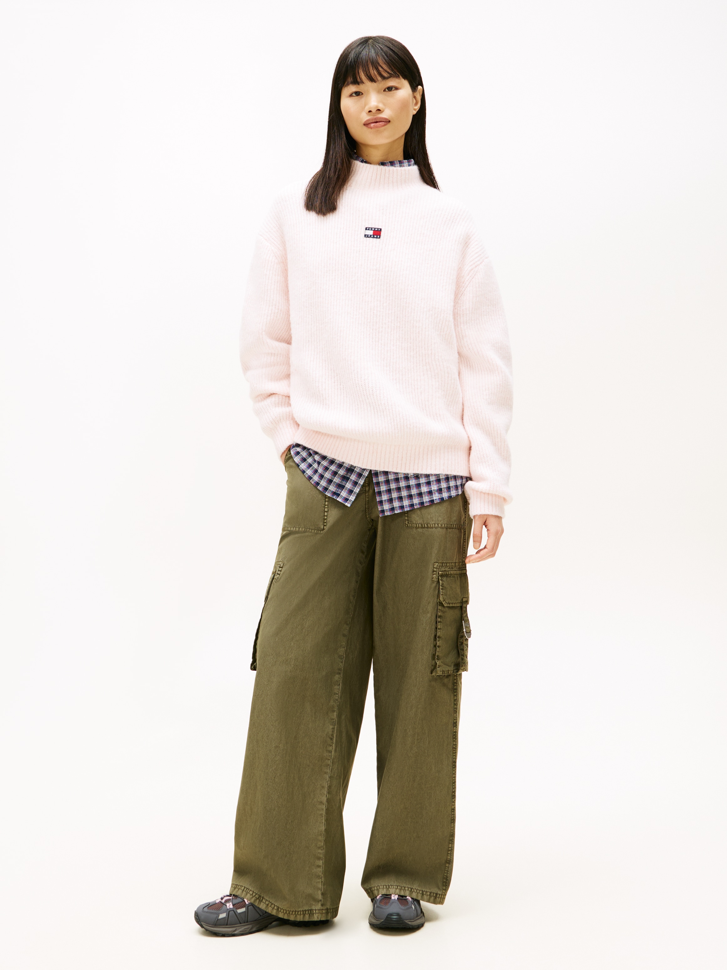 Tommy Jeans Strickpullover »TJW MOCKNECK BADGE SWEATER EXT«