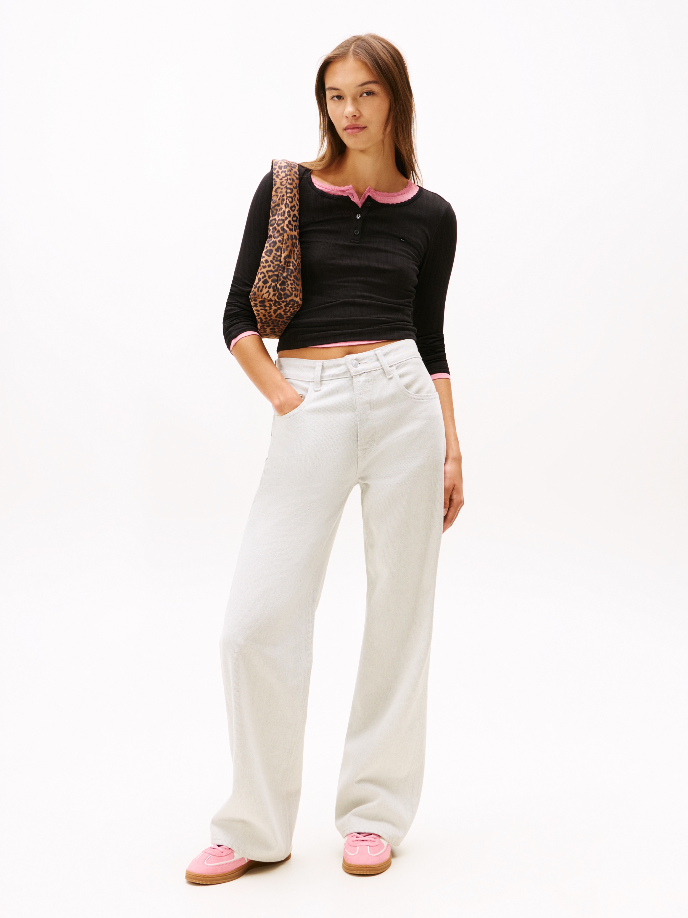 Tommy Jeans Langarmshirt »TJW SLIM SH IRREGULAR RIB LS« in gerippter Struktur