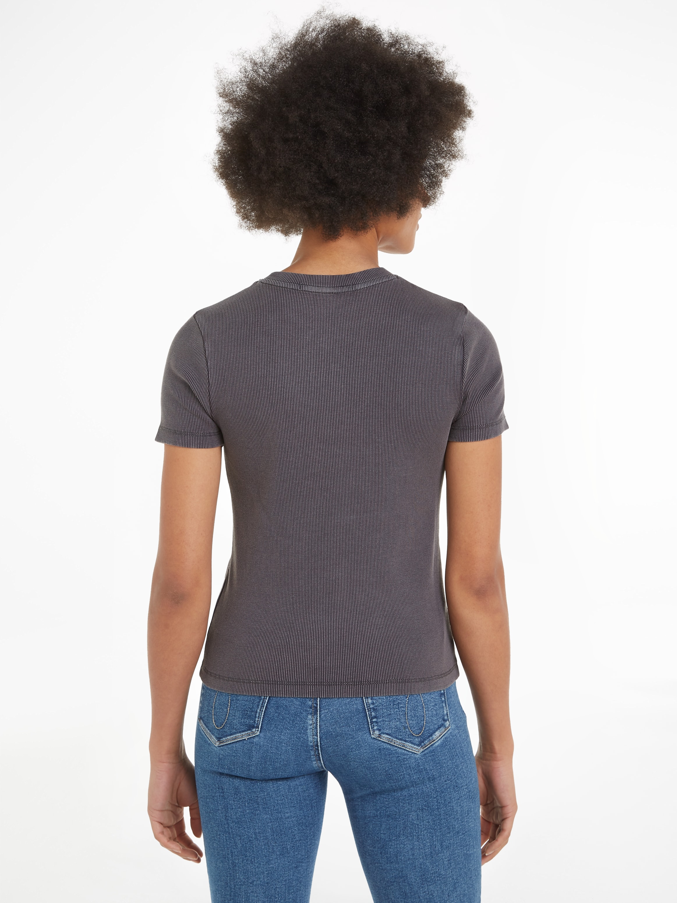 Calvin Klein Jeans T-Shirt »WASHED WOVEN LABEL RIB BABY TEE«, mit Logopatch