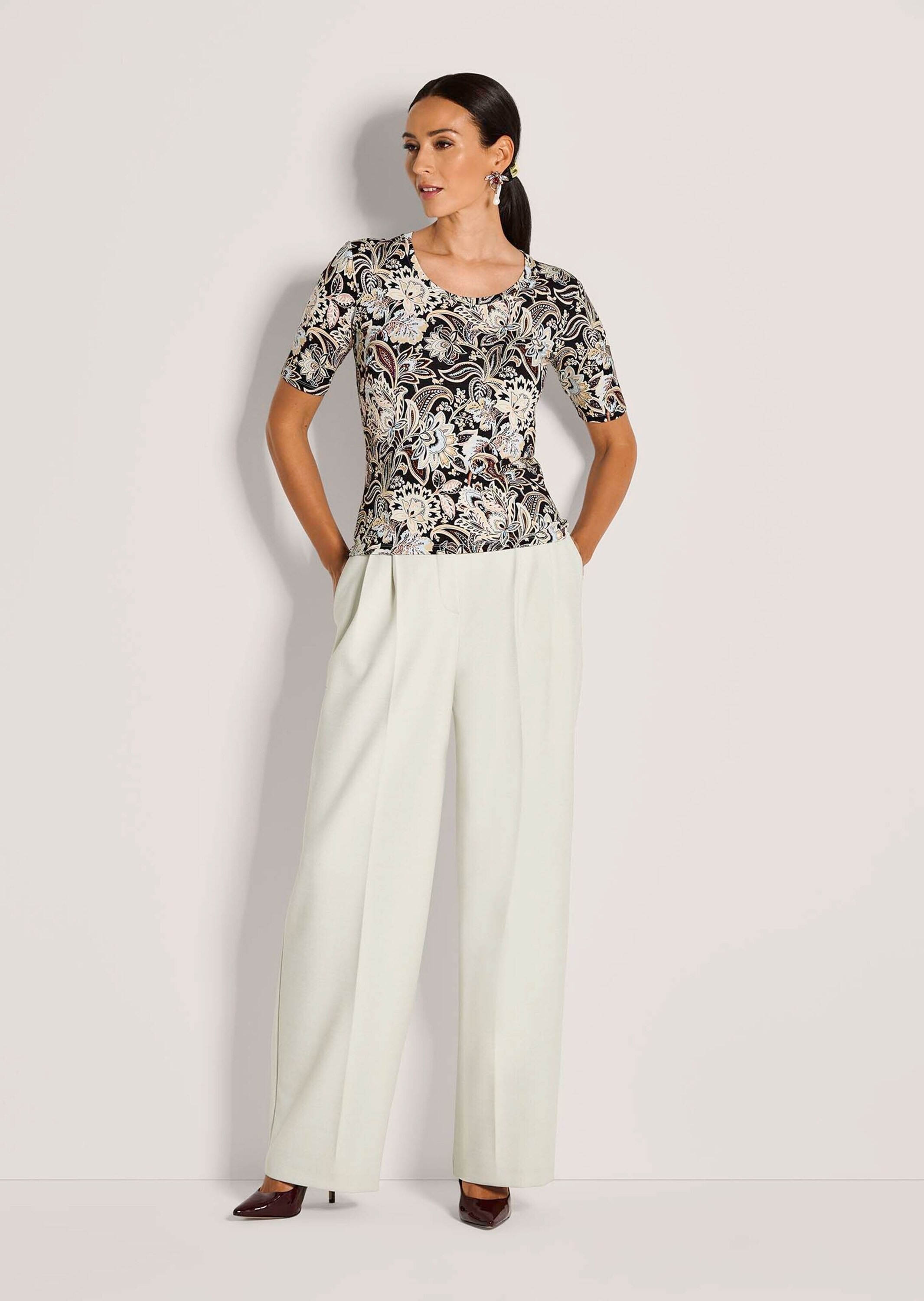 MADELEINE Kurzarmshirt »Blusenshirt Farbenfrohes Shirt mit Paisley-Print«