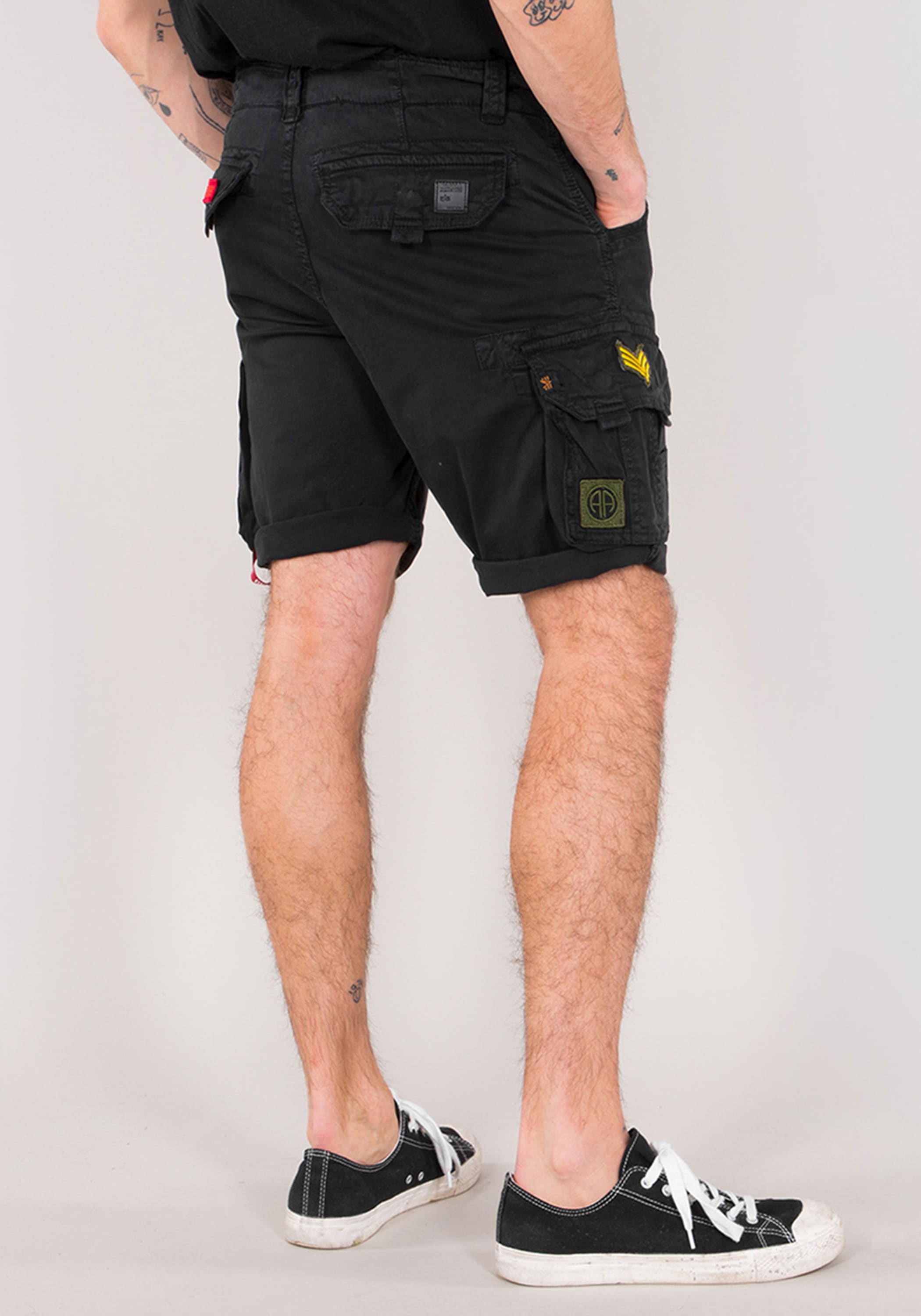Alpha Industries Shorts »Alpha Industries Men - Shorts Crew Short Patch«