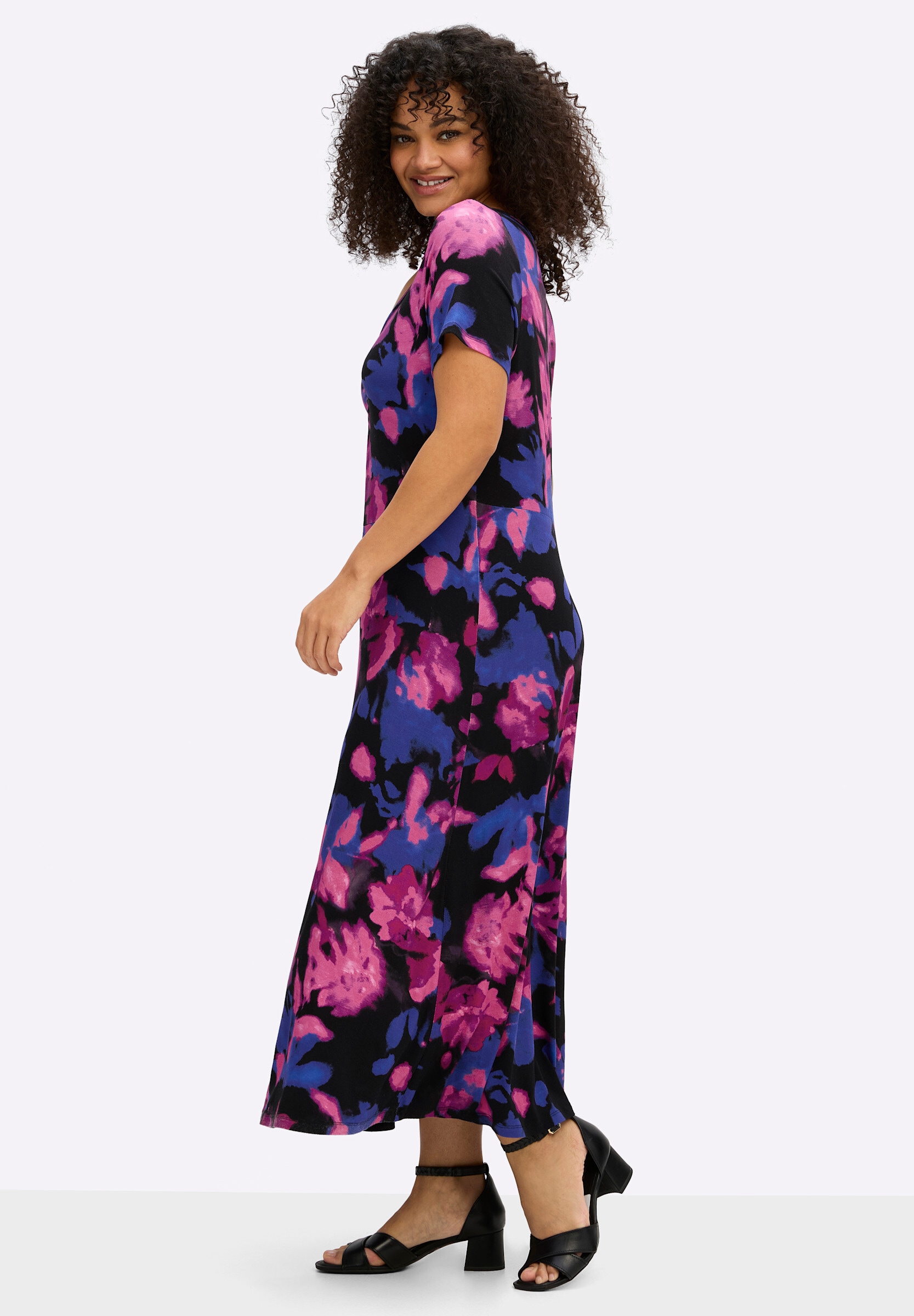 sheego by Joe Browns Sommerkleid »Jersey-Kleid Jerseykleid mit leuchtendem Blumenmuster« Ohne Tasche