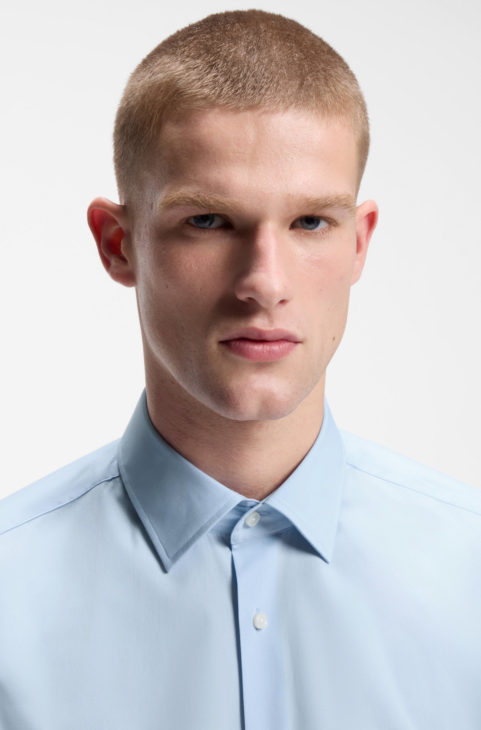 BOSS Businesshemd Kentkragen, Regular Fit, bügelleichte Qualität