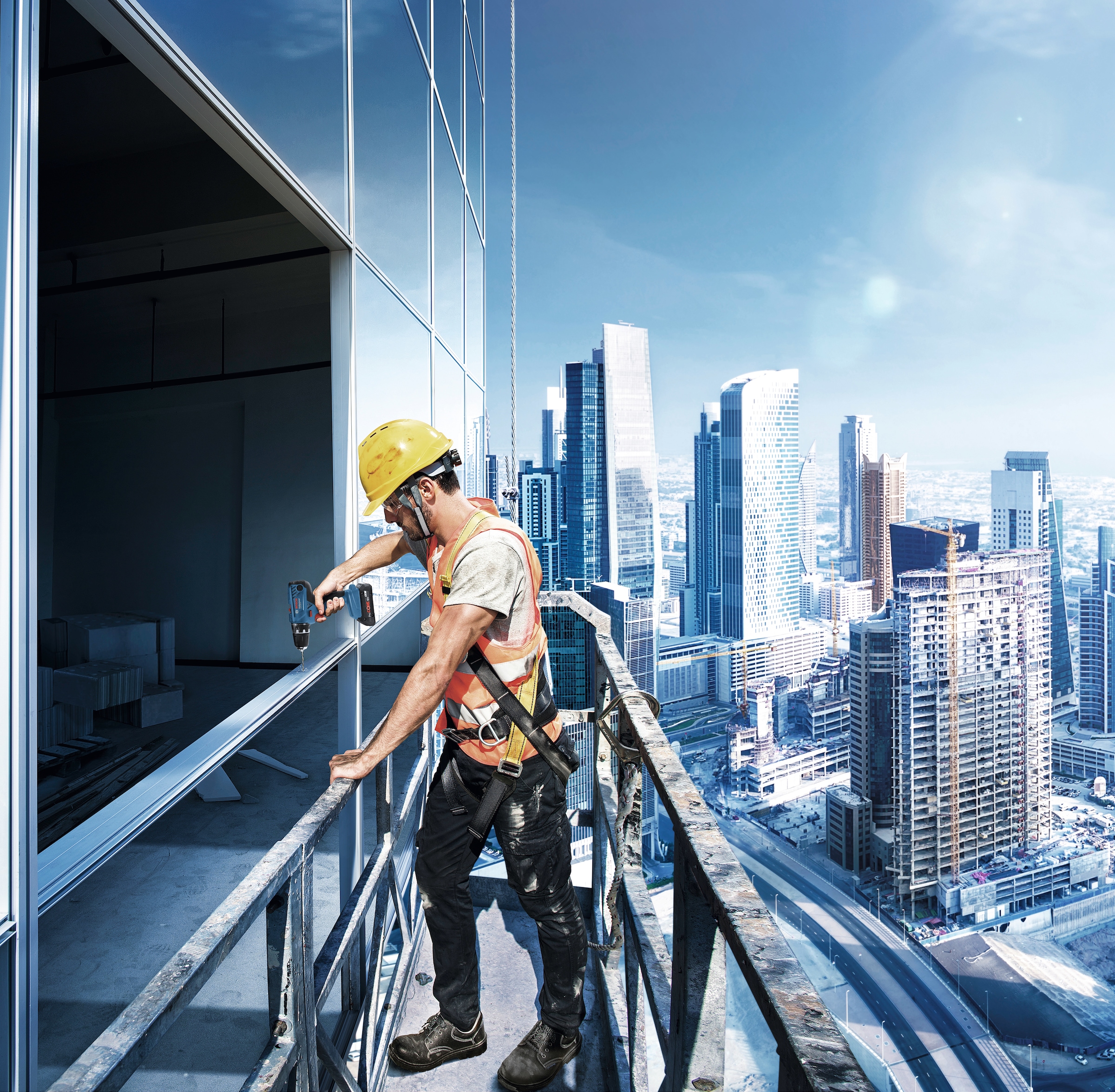 Bosch Professional Akku-Bohrschrauber »GSR 18V-21 Professional«, (Set), mit 2 Akkus, Ladegerät und Koffer