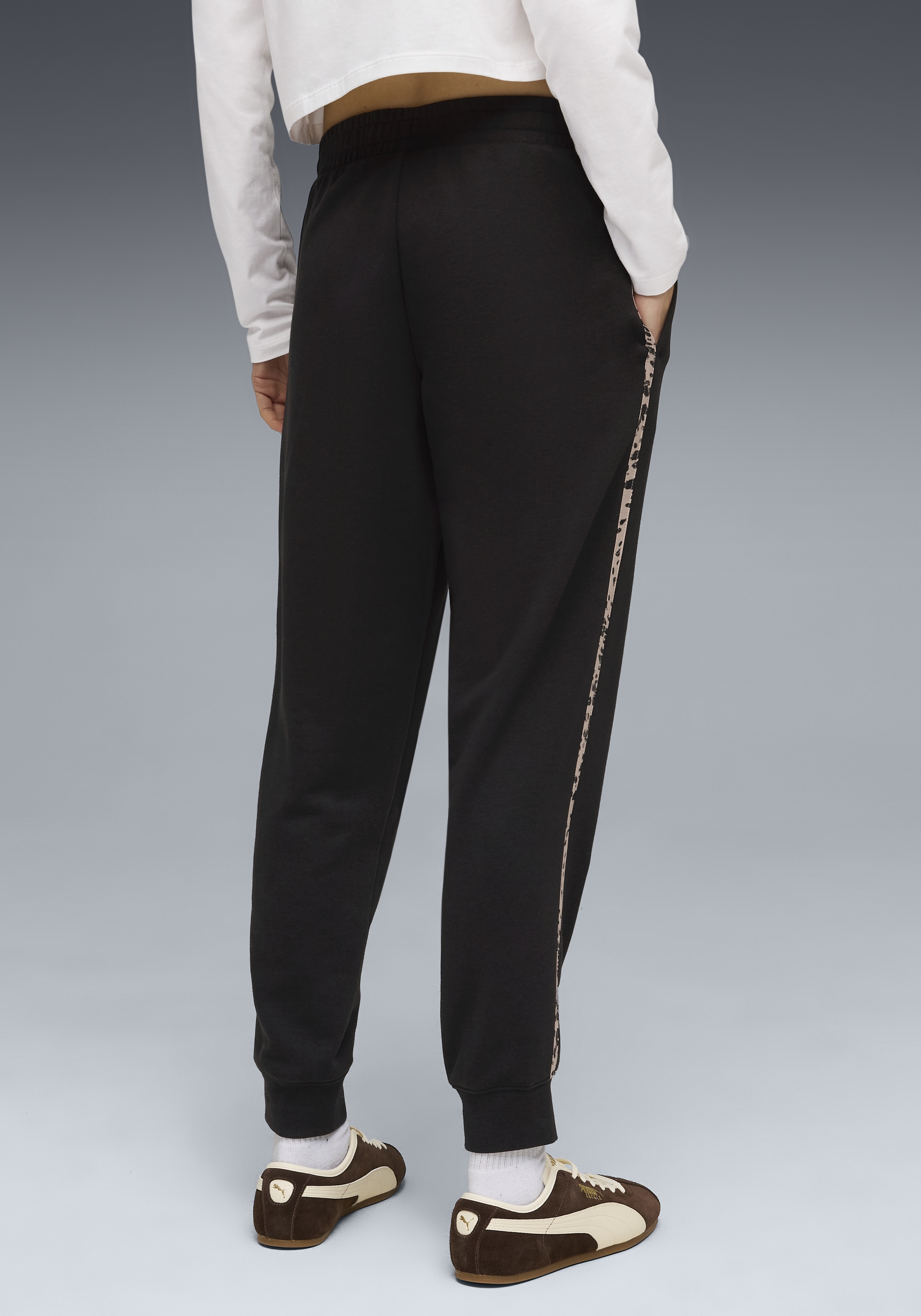 PUMA Trainingshose »ESS  GRAPHIC ANIMAL COMFORT PANTS TR CL«  mit Eingrifftaschen, sportlicher Stil, mit modernem Print