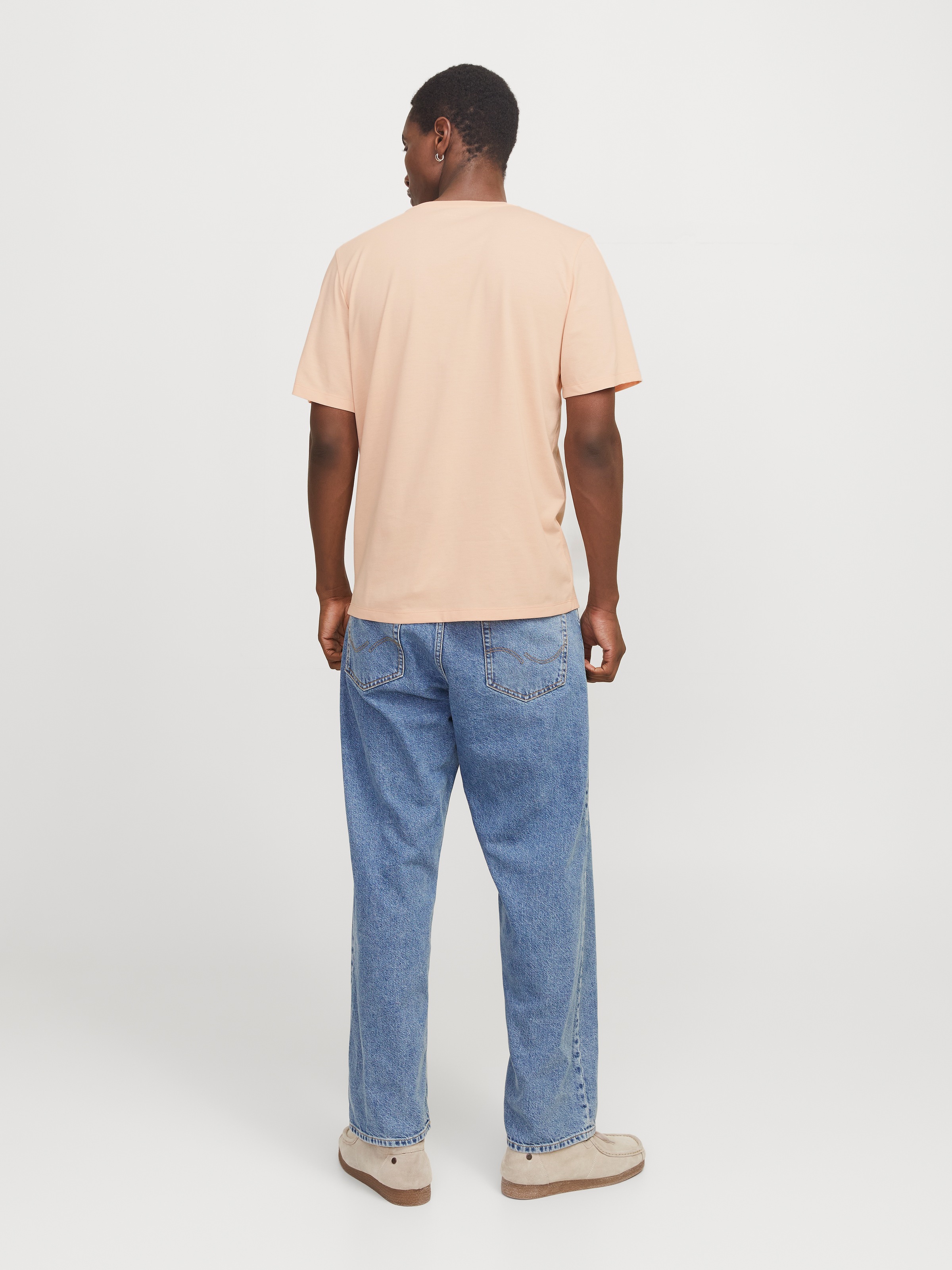 Jack & Jones Rundhalsshirt »JJELOGO TEE SS O-NECK 2 COL SS25 SN«, mit Logo Print