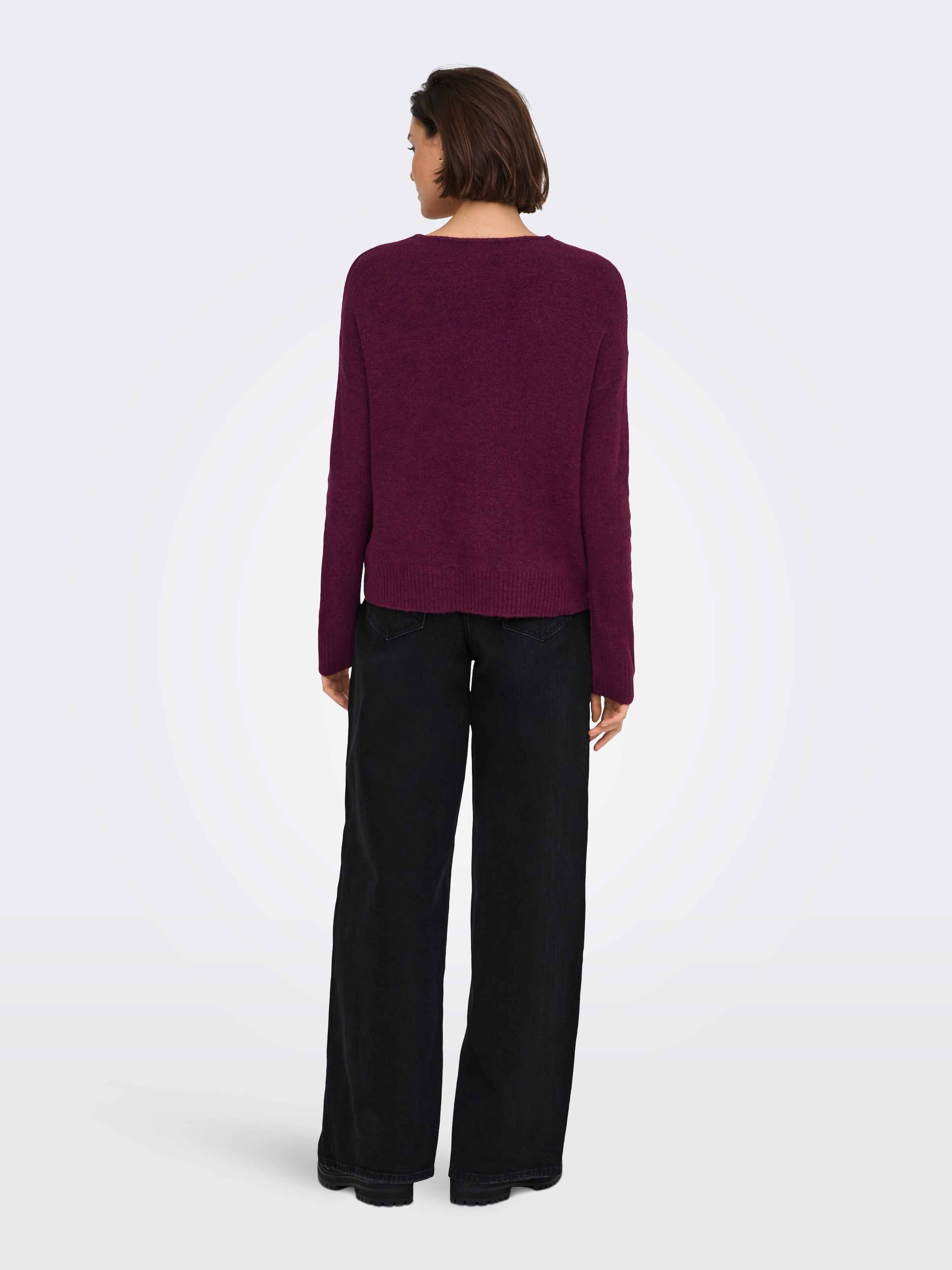 JDY V-Ausschnitt-Pullover »JDYELANORA L/S V-NECK PULLO. KNT NOOS« mit leicht überschnittenen Schultern