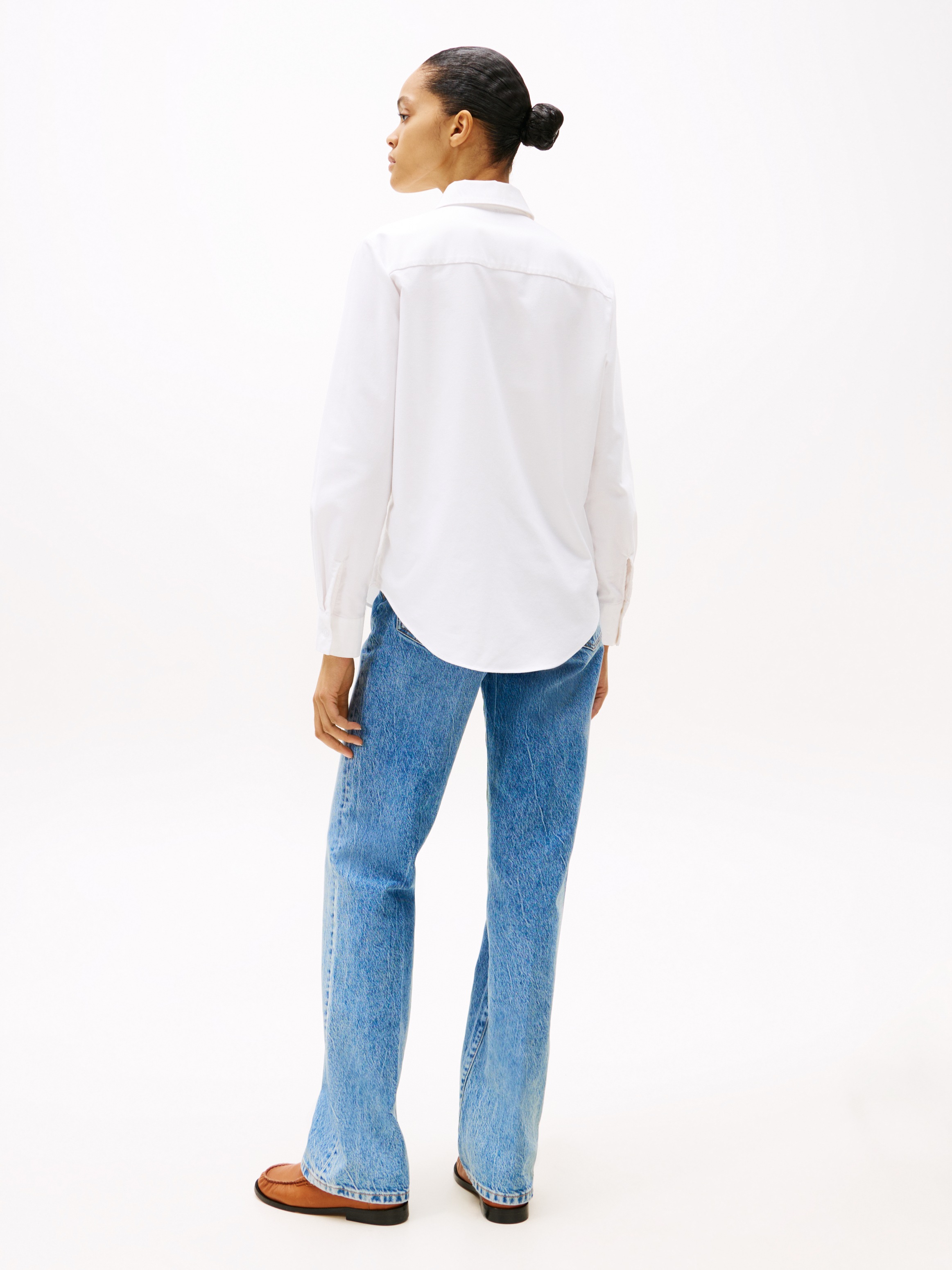 Tommy Hilfiger Hemdbluse »OXFORD RELAXED FIT SHIRT mit Hemdblusenkragen und Stickerei«, gestreift, klassisch, relaxed fit, Baumwolle, Kragen