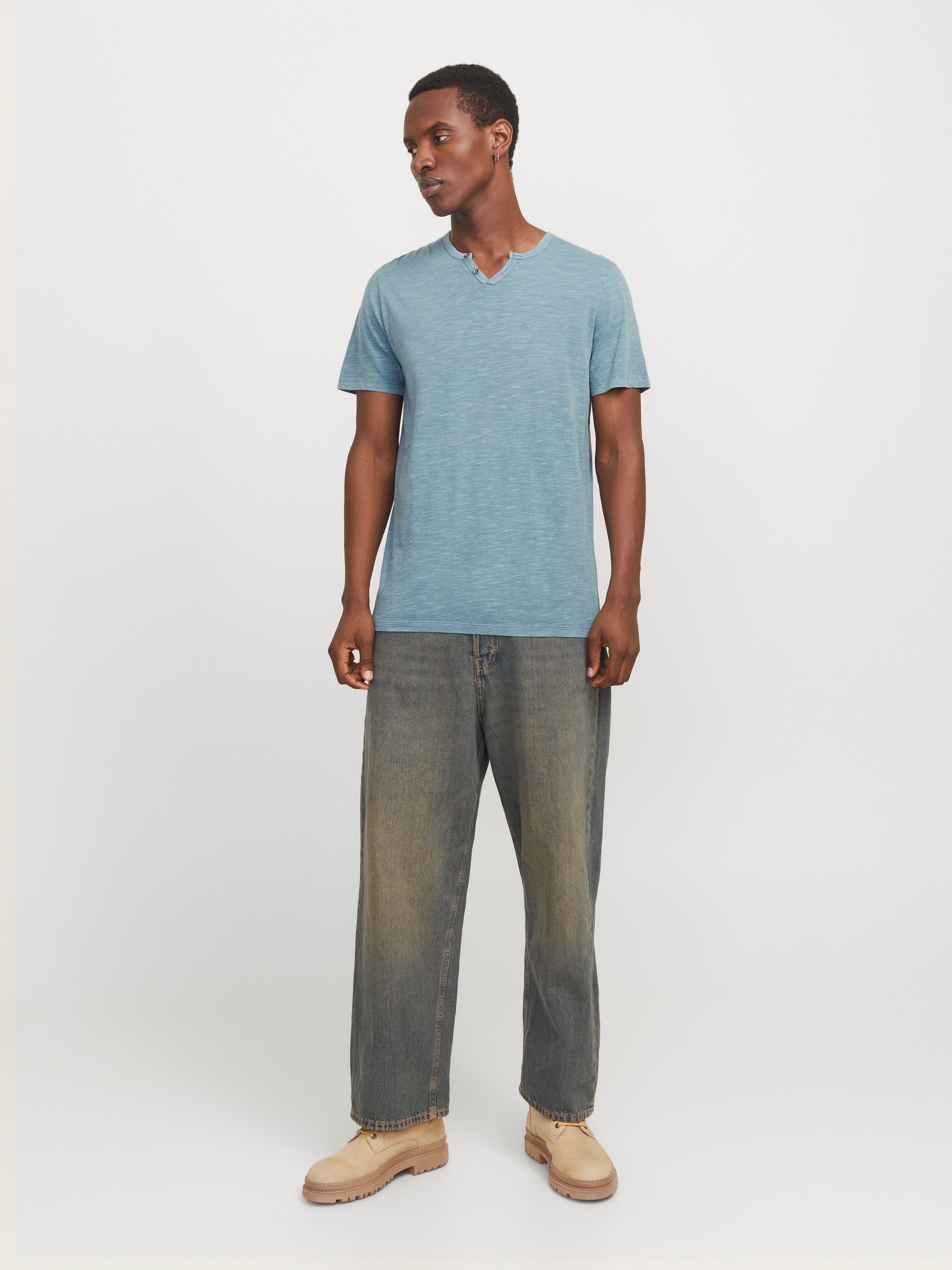 Jack & Jones T-Shirt »JJESPLIT NECK TEE SS NOOS«, mit V-Ausschnitt