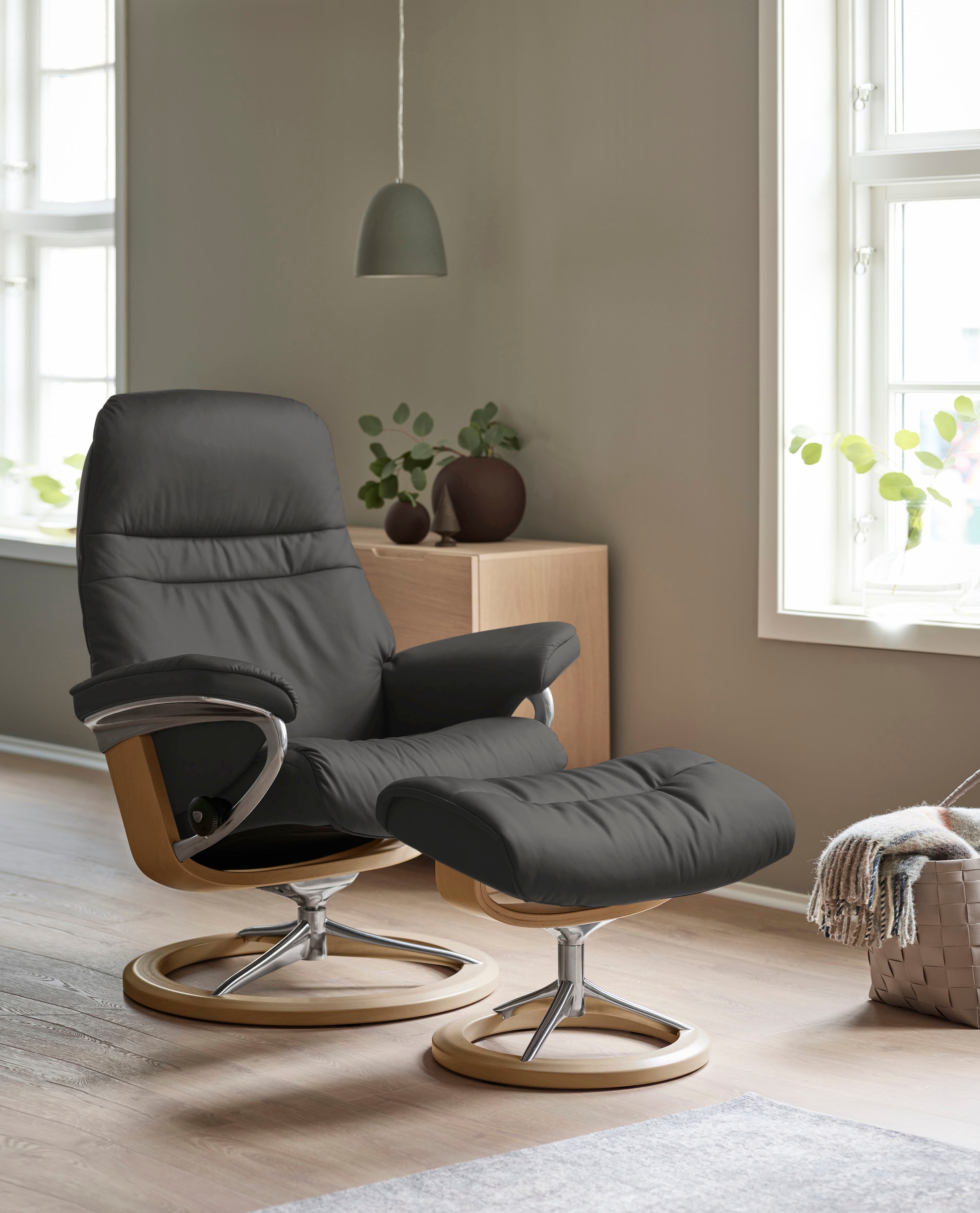 Stressless® Relaxsessel »Sunrise«, (Set, Relaxsessel mit Hocker), mit Signature Base, Größe L, Gestell Eiche
