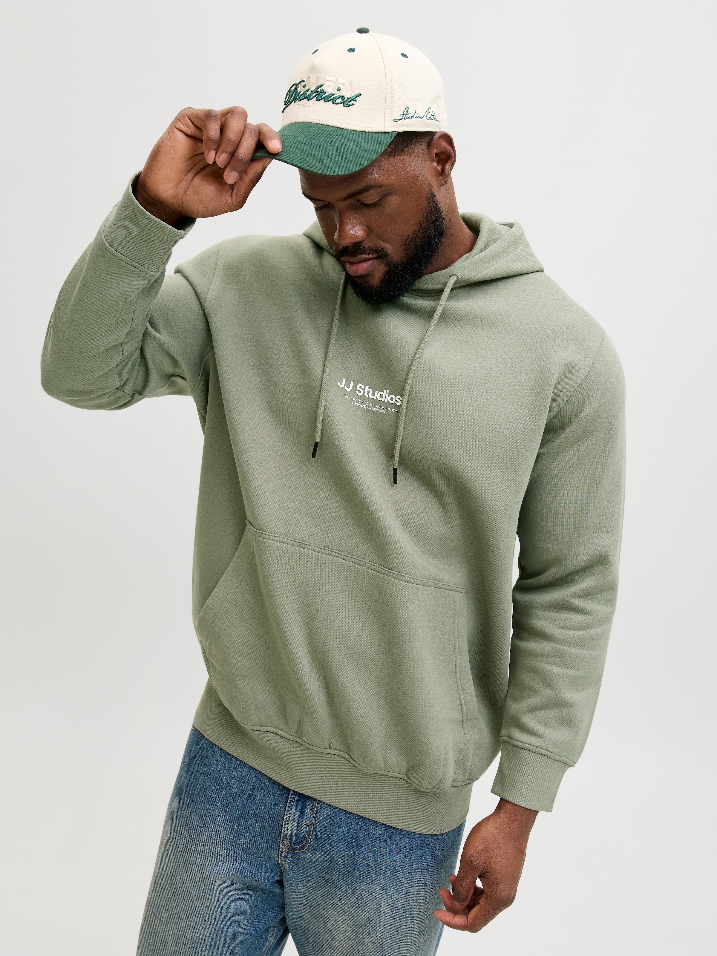 Jack & Jones PlusSize Kapuzensweatshirt »JJESOHO SWEAT HOOD NOOS PLS«, mit Logobranding
