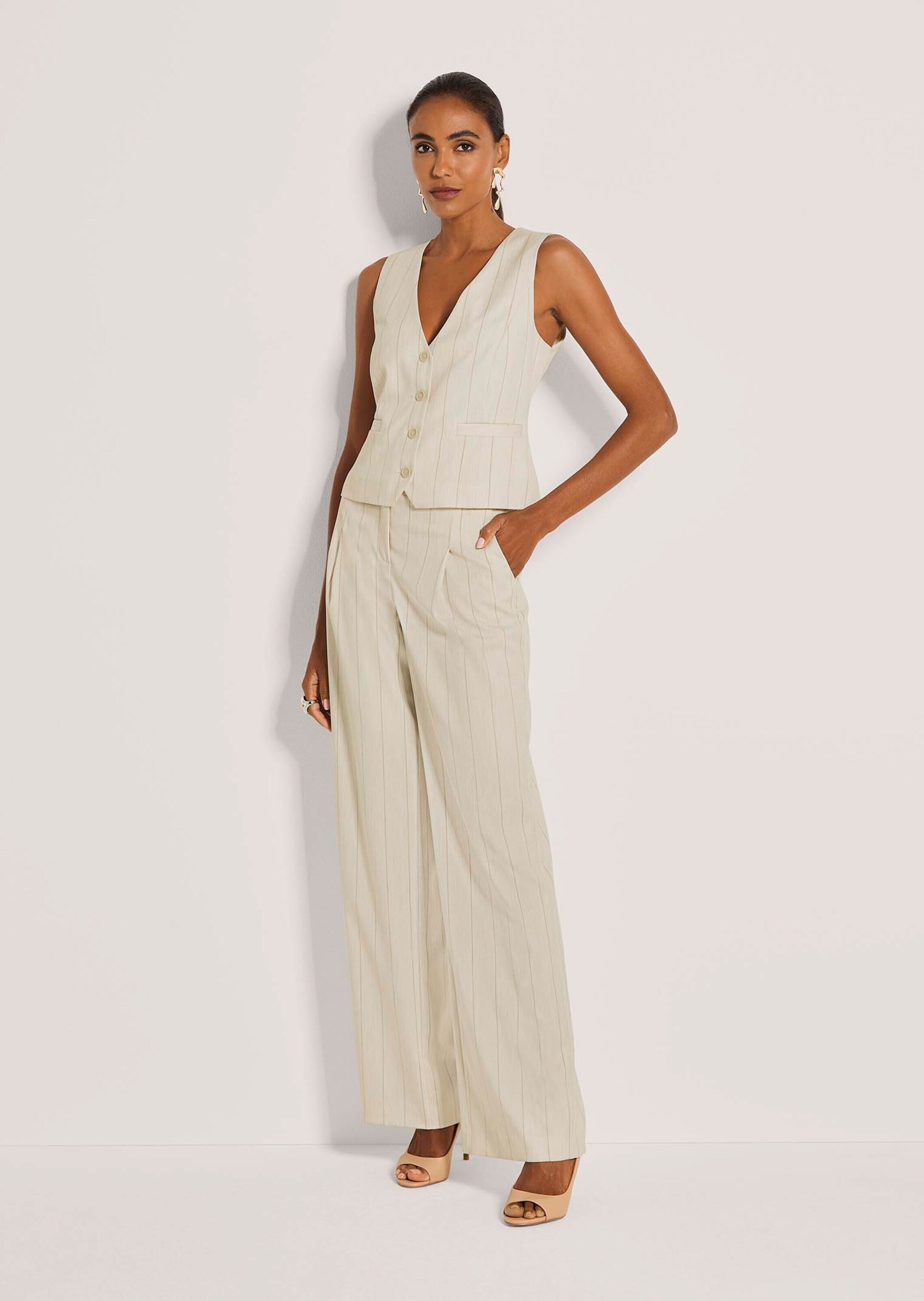 MADELEINE Kurzweste »Weste Elegante Nadelstreifen-Weste mit Knöpfen«