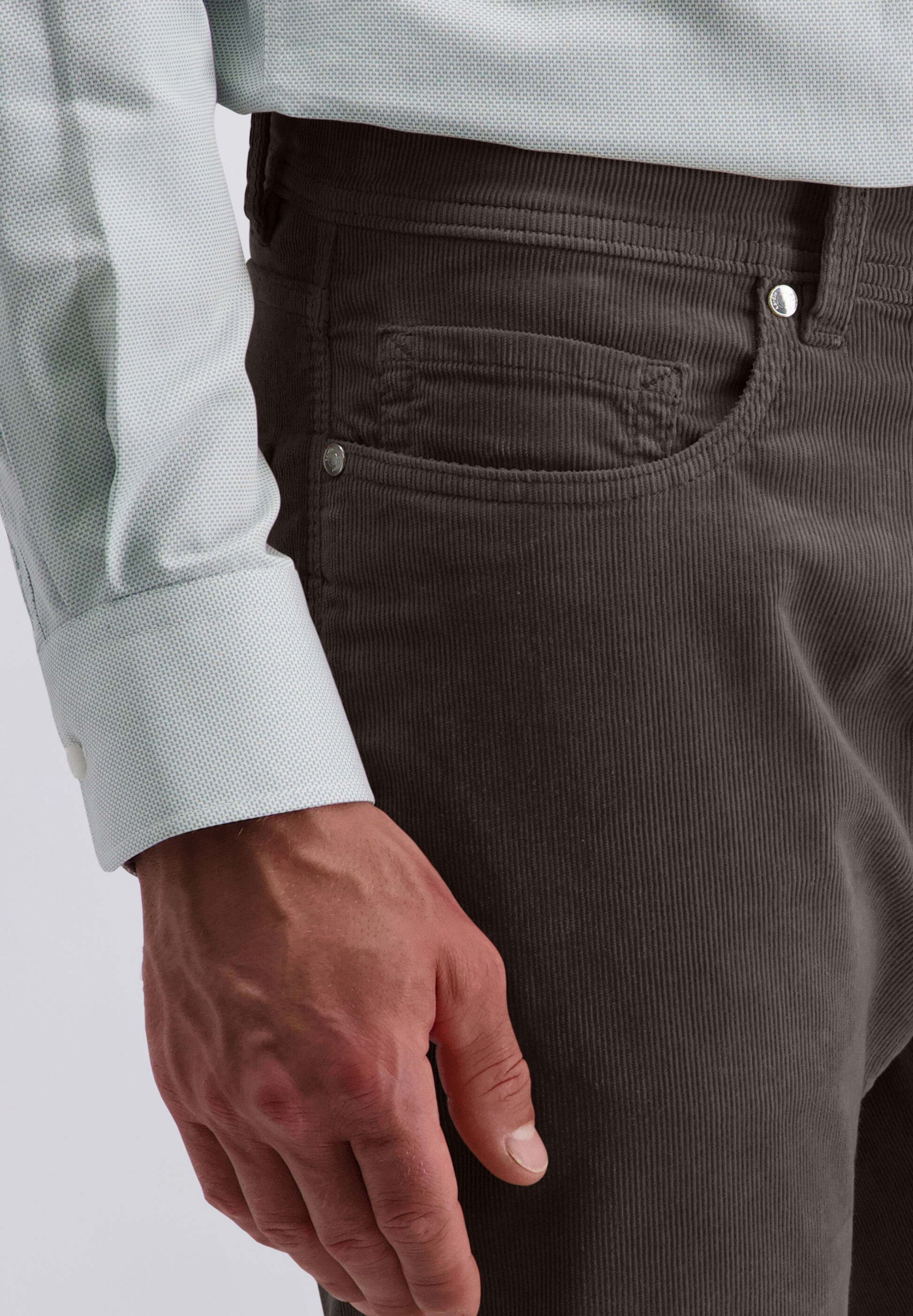 Pierre Cardin Tapered-fit-Jeans »Lyon« mit geradem Schnitt