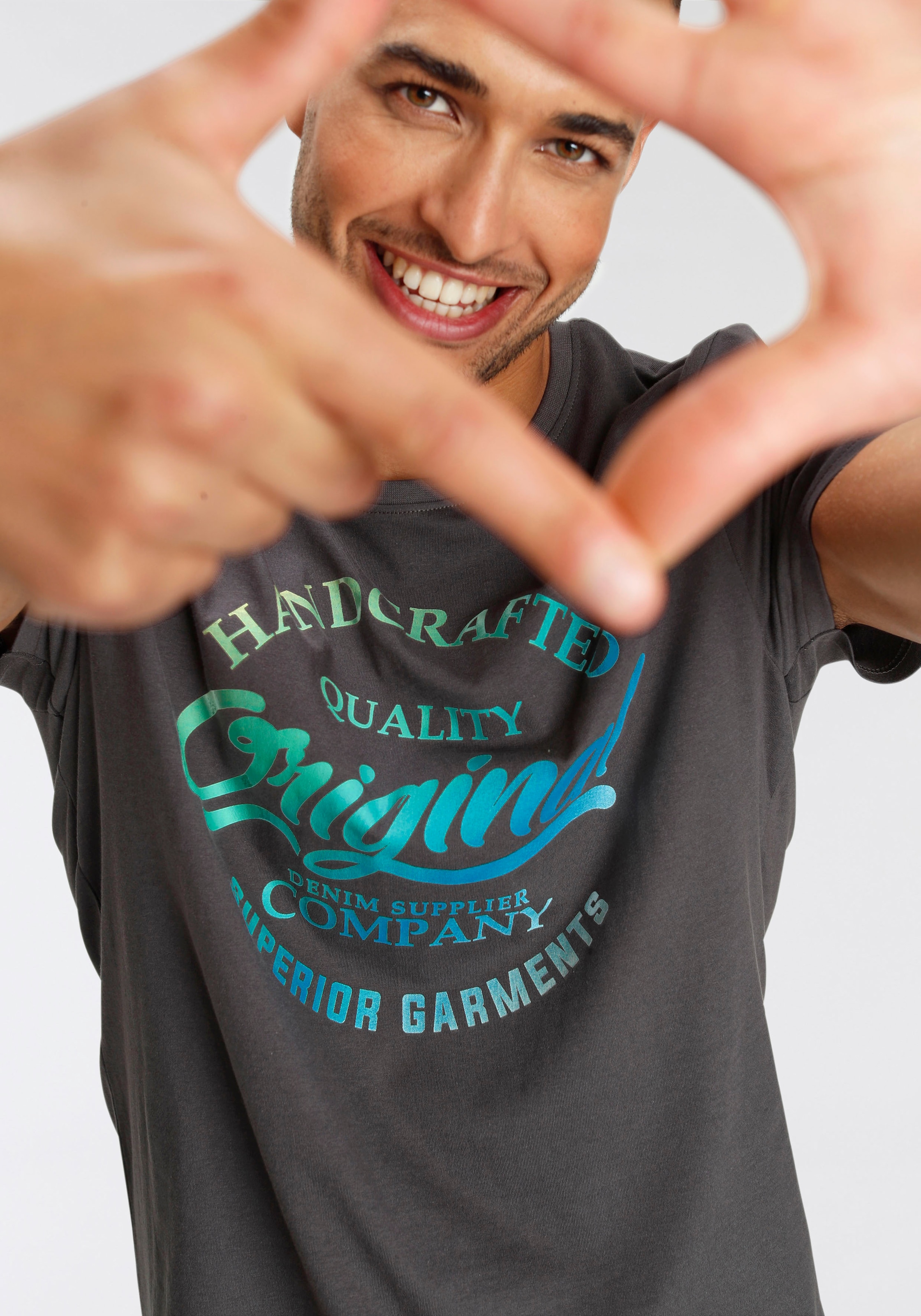 AJC T-Shirt, kurzärmelig, schmaler Schnitt, bedruckt oder unifarben