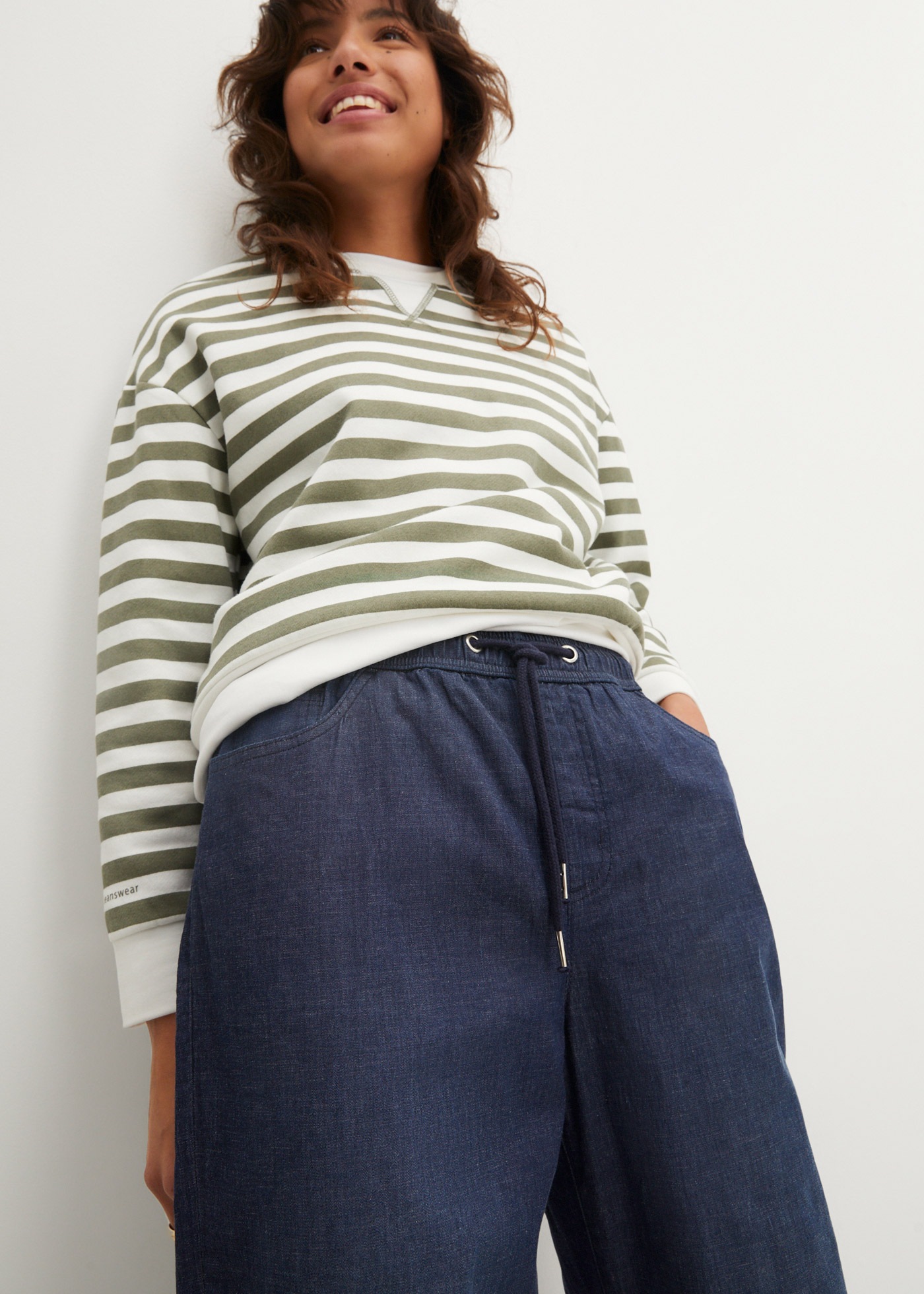 bonprix Schlupfjeans Packung, 2 Stk. lockere loose fit Passform, elastischer Bund mit Kordelzug