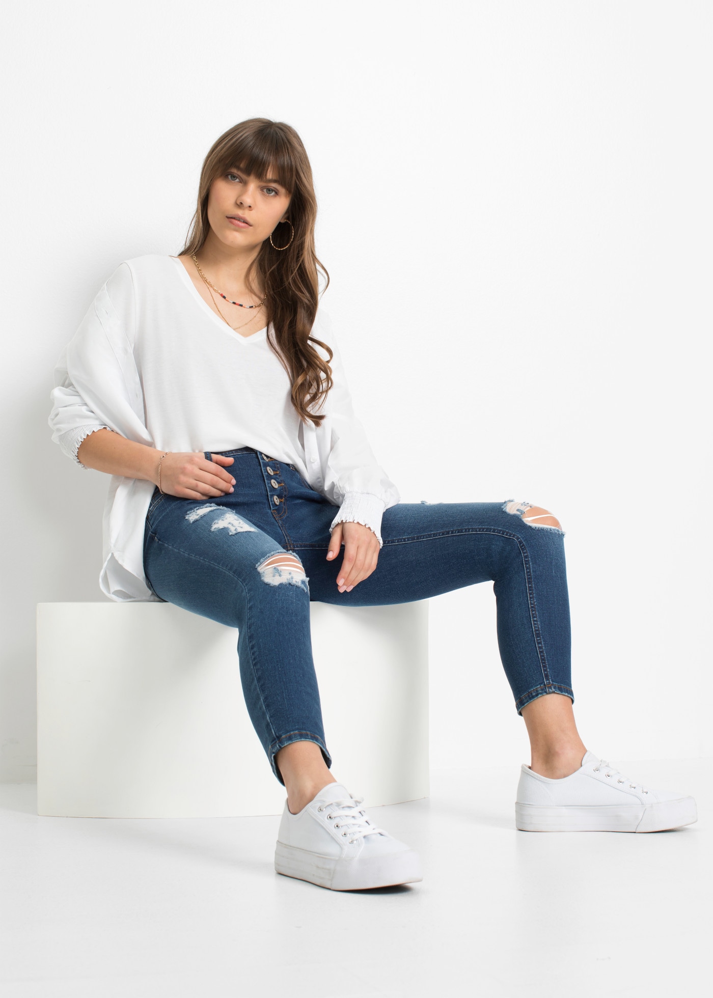 bonprix Skinny-fit-Jeans mit sichtbarer Knopfleiste