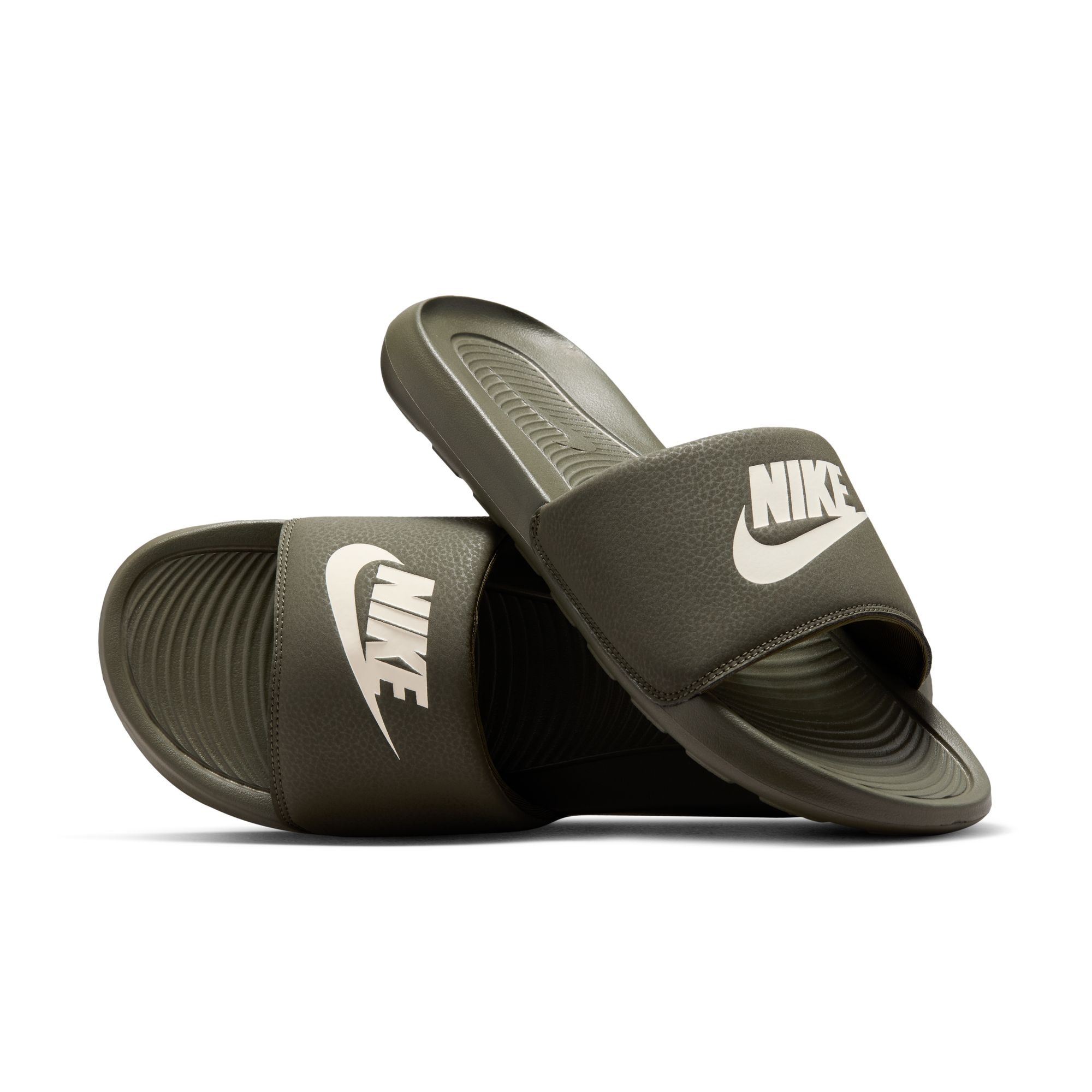 Nike Sportswear Badesandale »VICTORI ONE SLIDE«  Badelatschen
