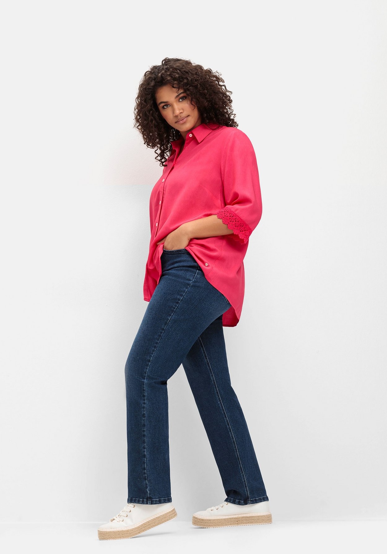 Sheego Stretch-Jeans »Gerade Jeans mit funktionellen TruTemp365® Fasern«