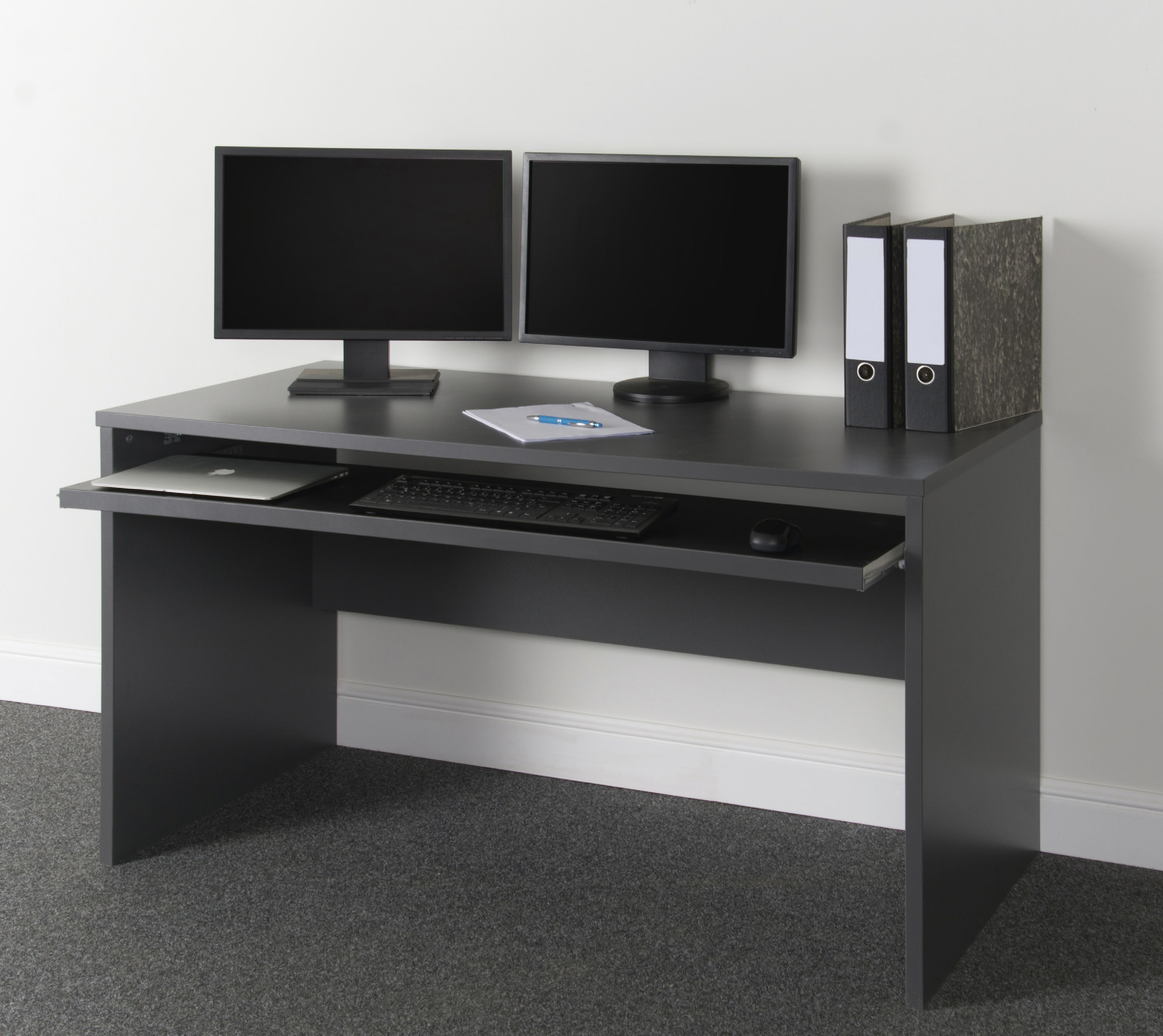 VOGL Möbelfabrik Schreibtisch »Barrie mit 2-farbigem Tastaturauszug«, in 2 Breiten, 2,5 cm Tischplattenstärke, Made in Germany