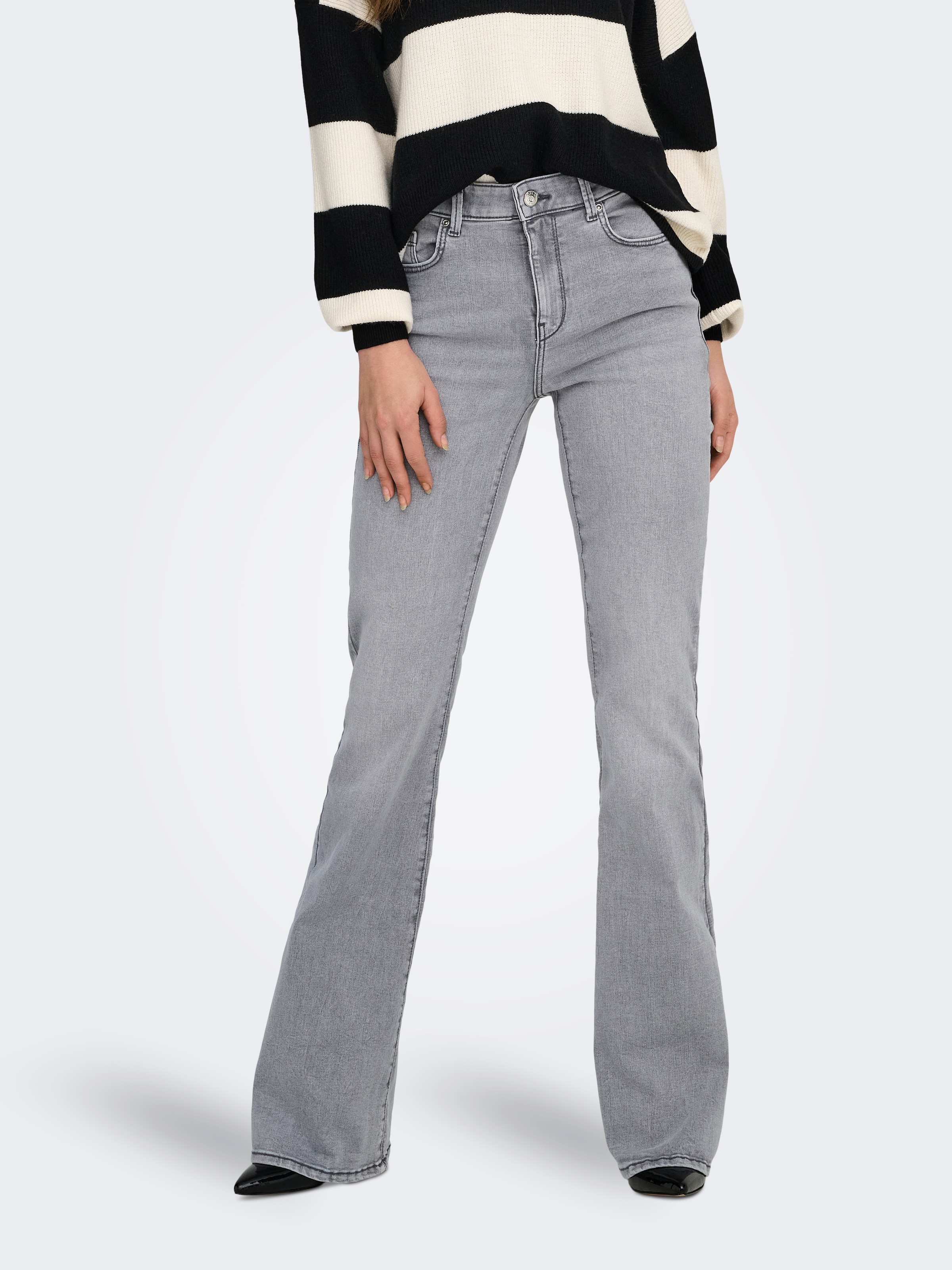 ONLY Bootcut-Jeans »ONLLUSH MW RETRO FLARED DNM« Materialmix, bootcut fit, Regular Waist, 
Retro-Fit