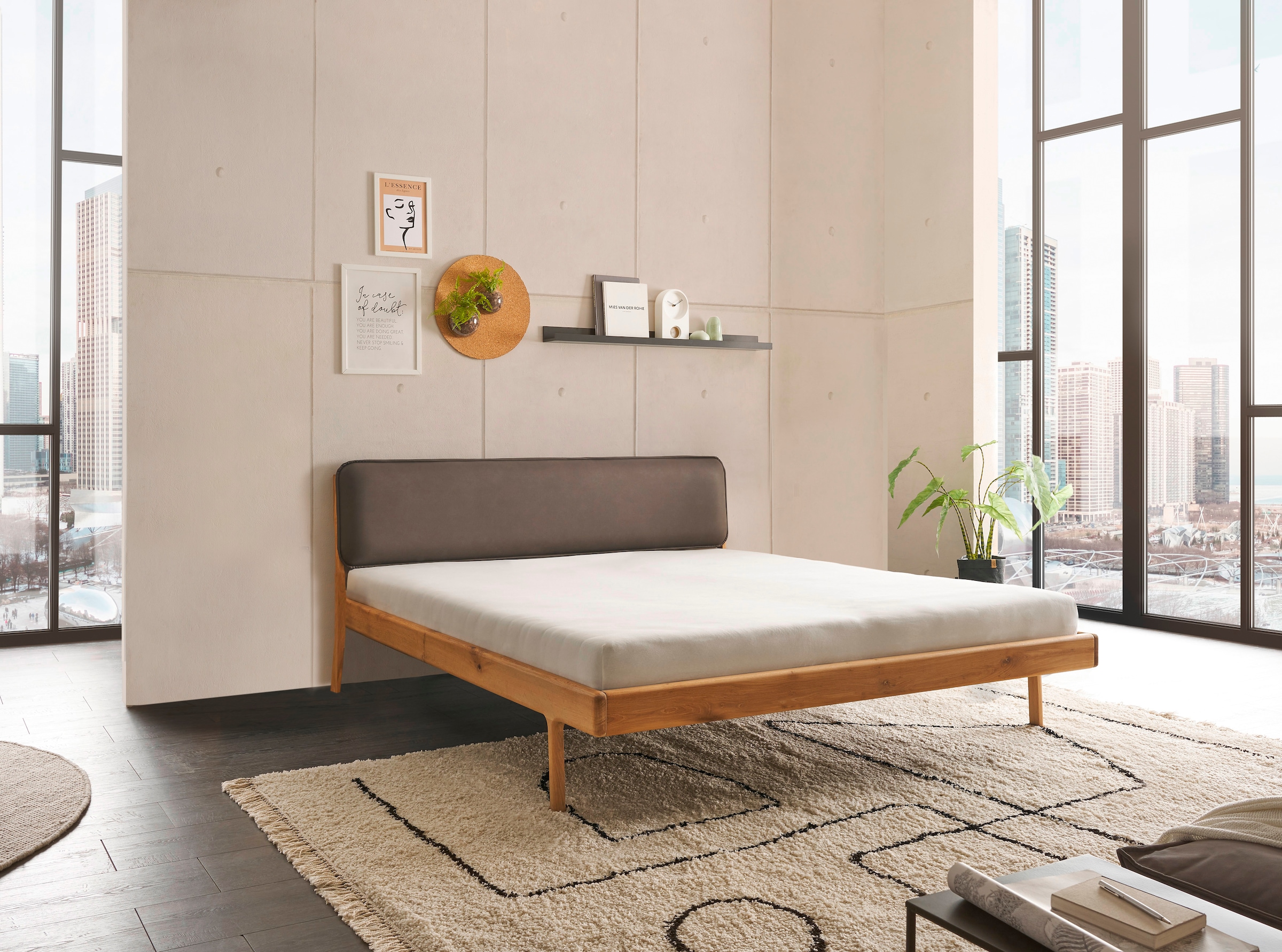 Schlafkontor Massivholzbett »Jerik« Eiche Massiv , Bett-Kopfteil in pflegeleichten Kunstleder Taupe