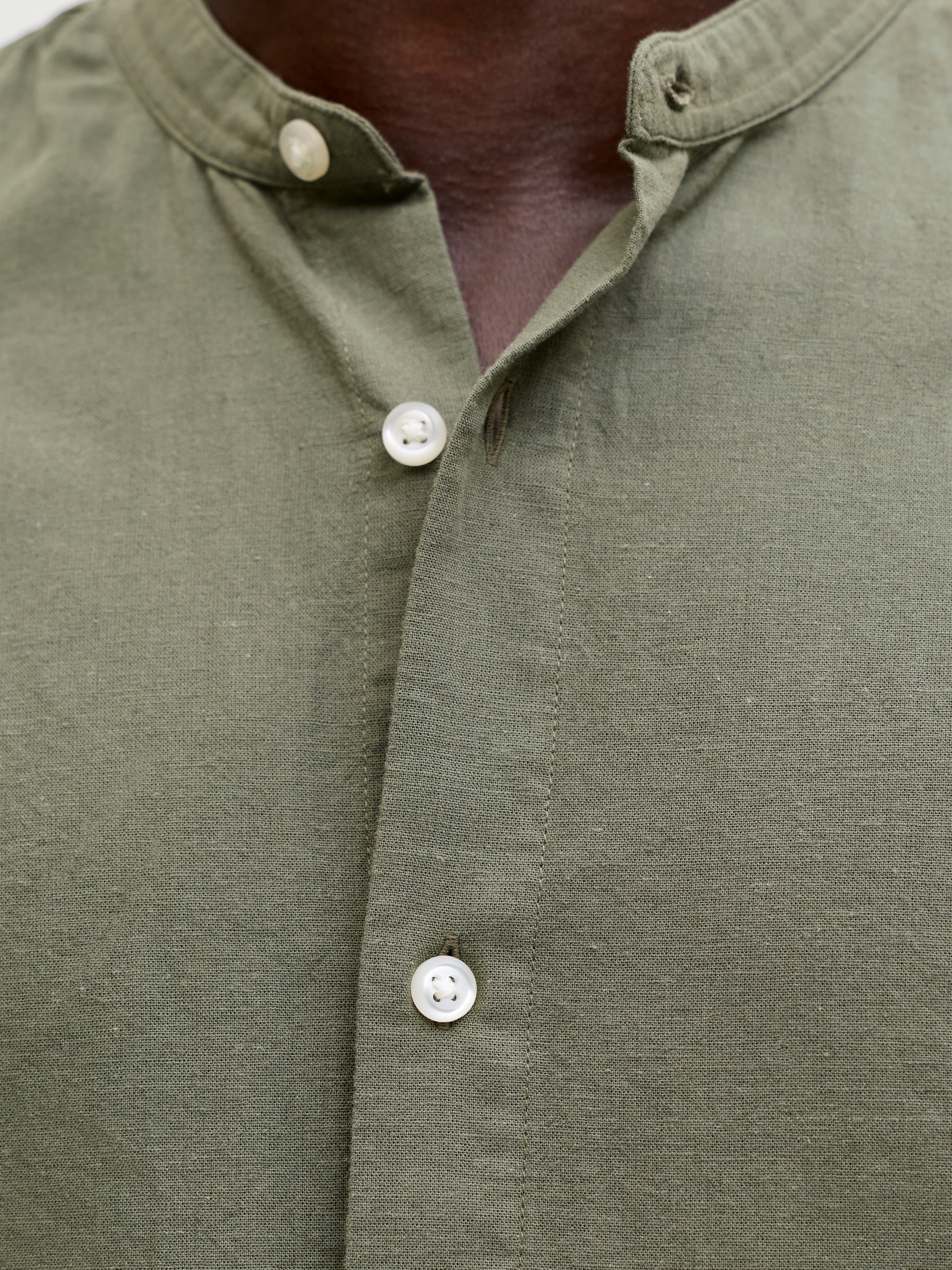 Jack & Jones Langarmhemd »JJEBREEZE LINEN BLEND BAND SHIRT L/S SN« mit Stehkragen