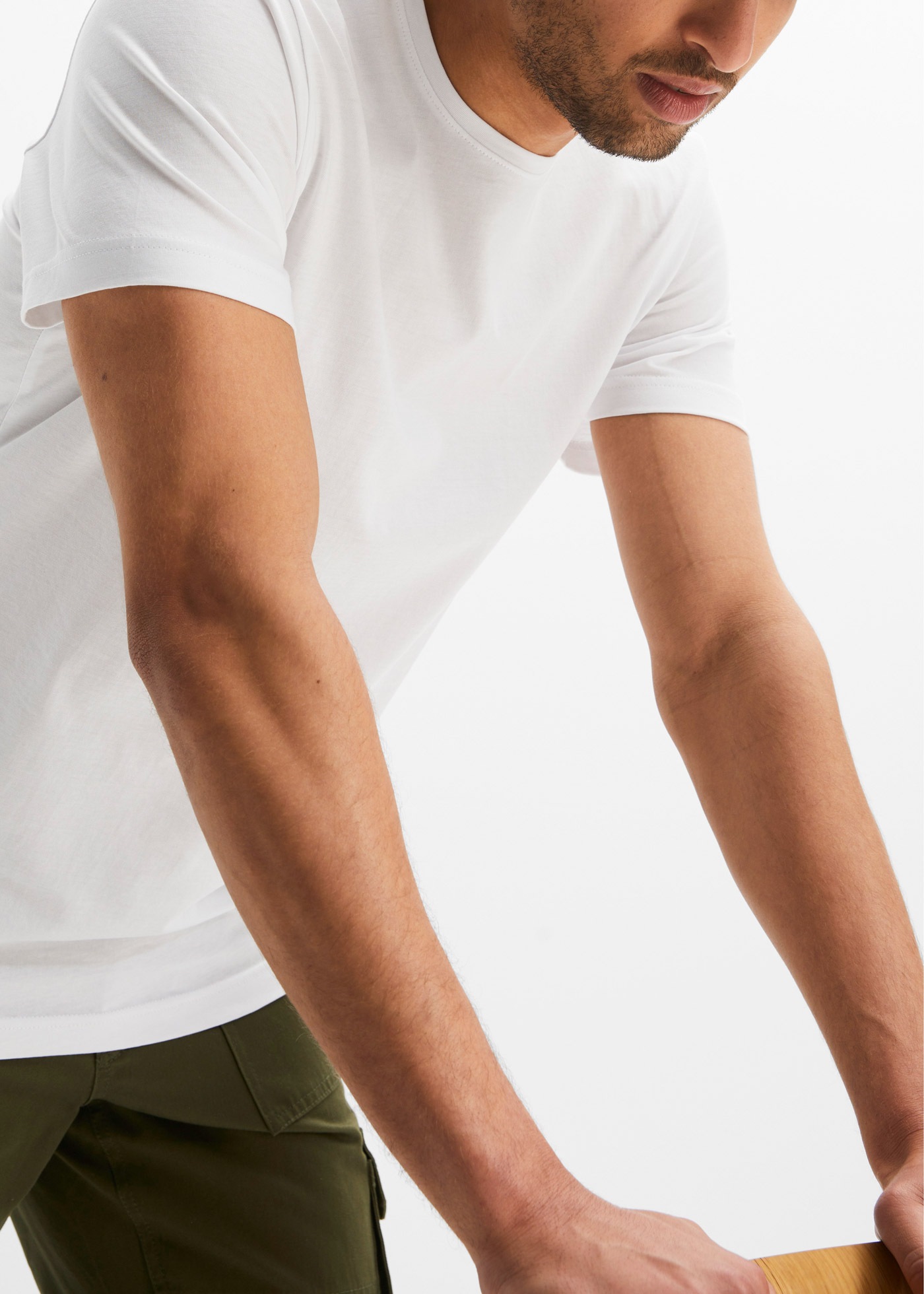 bonprix T-Shirt »T-Shirt (5er Pack)« Packung, 5 Stk. Regular Fit, Kurzarm, für warme Tage, aus Baumwolle und Viskose