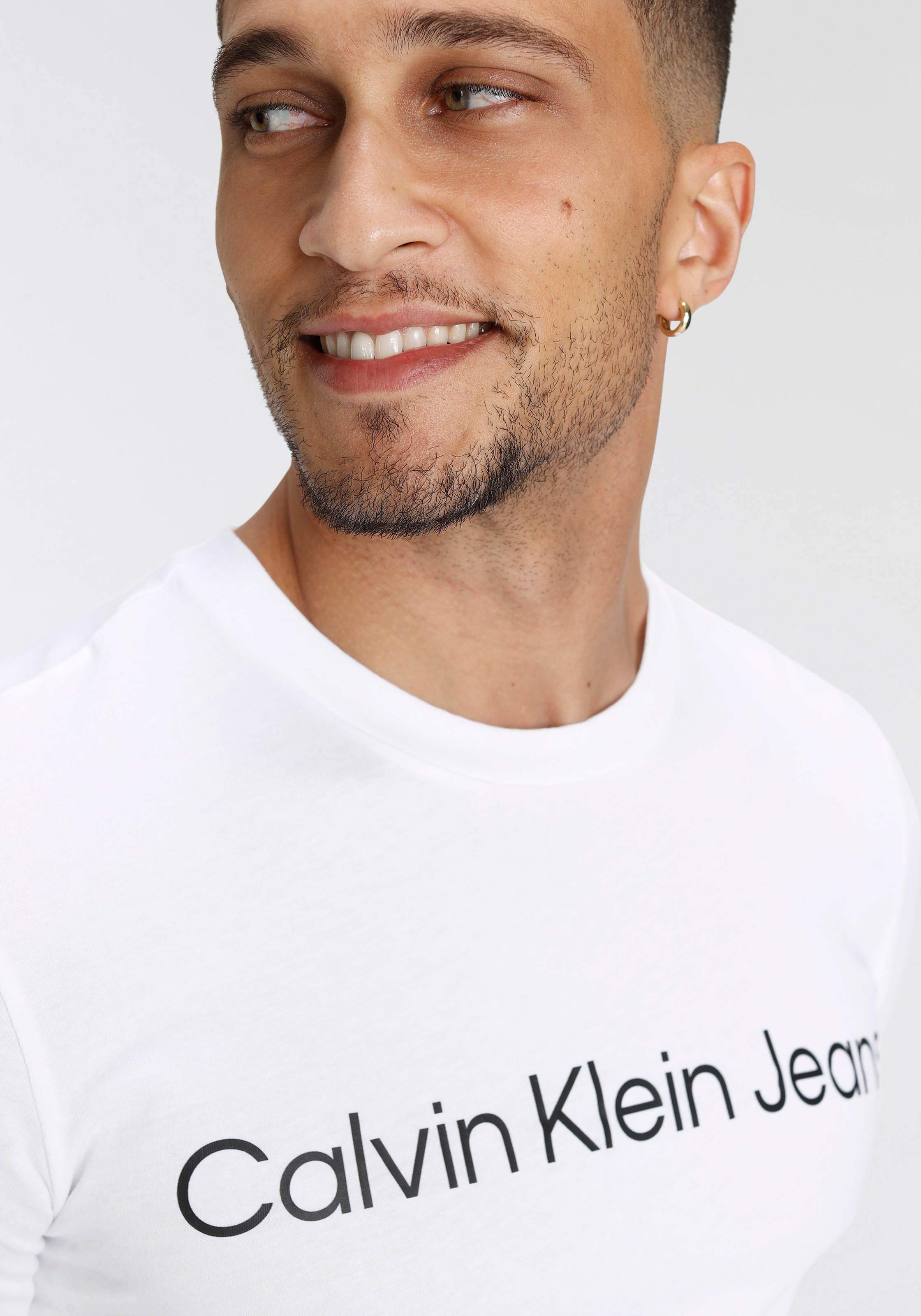 Calvin Klein Jeans T-Shirt »CORE INSTITUTIONAL LOGO SLIM TEE«, mit logo-Schriftzug