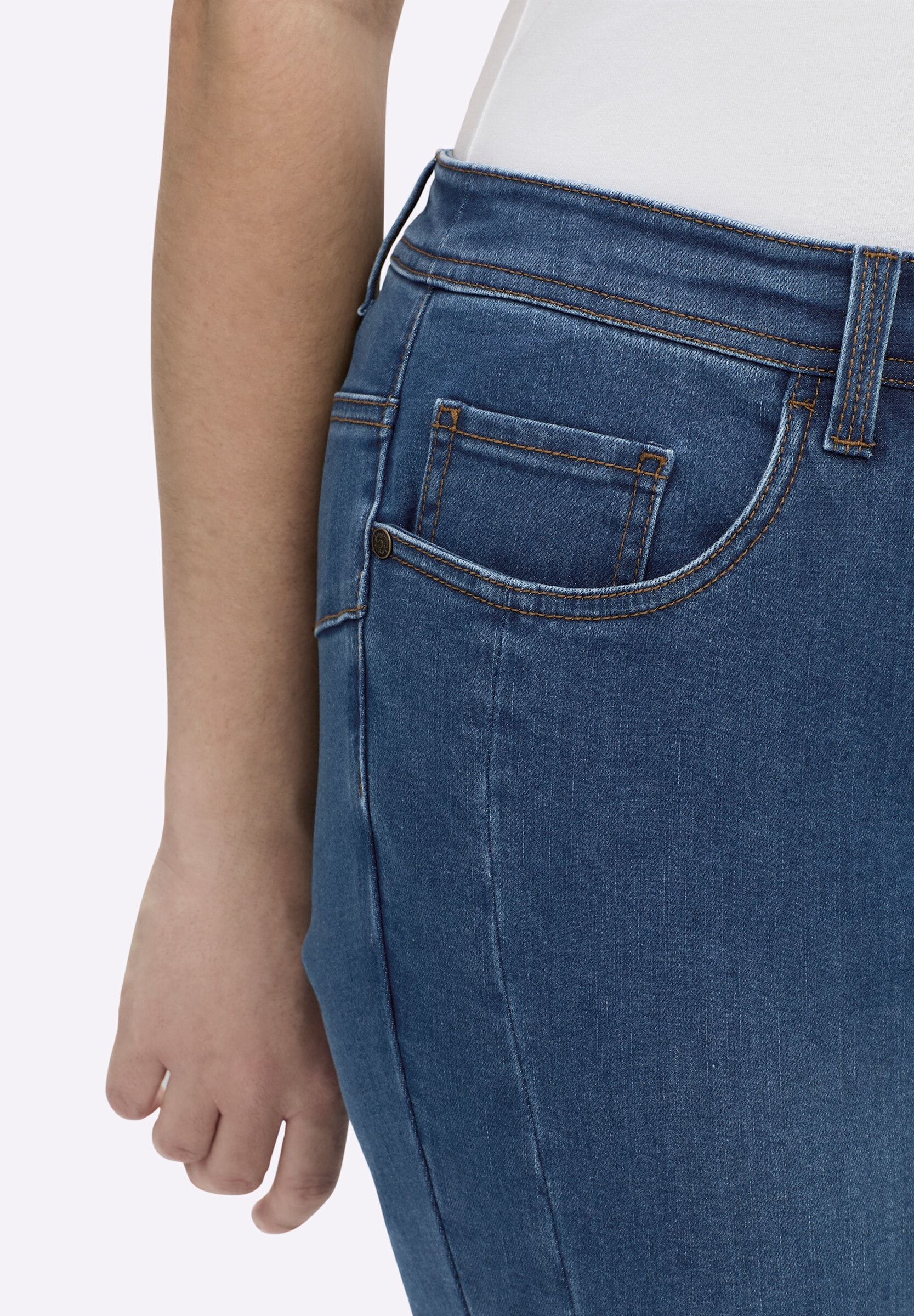 Sheego 5-Pocket-Jeans »Jeans Jeans in 5-Pocket-Form und leichter Waschung«
