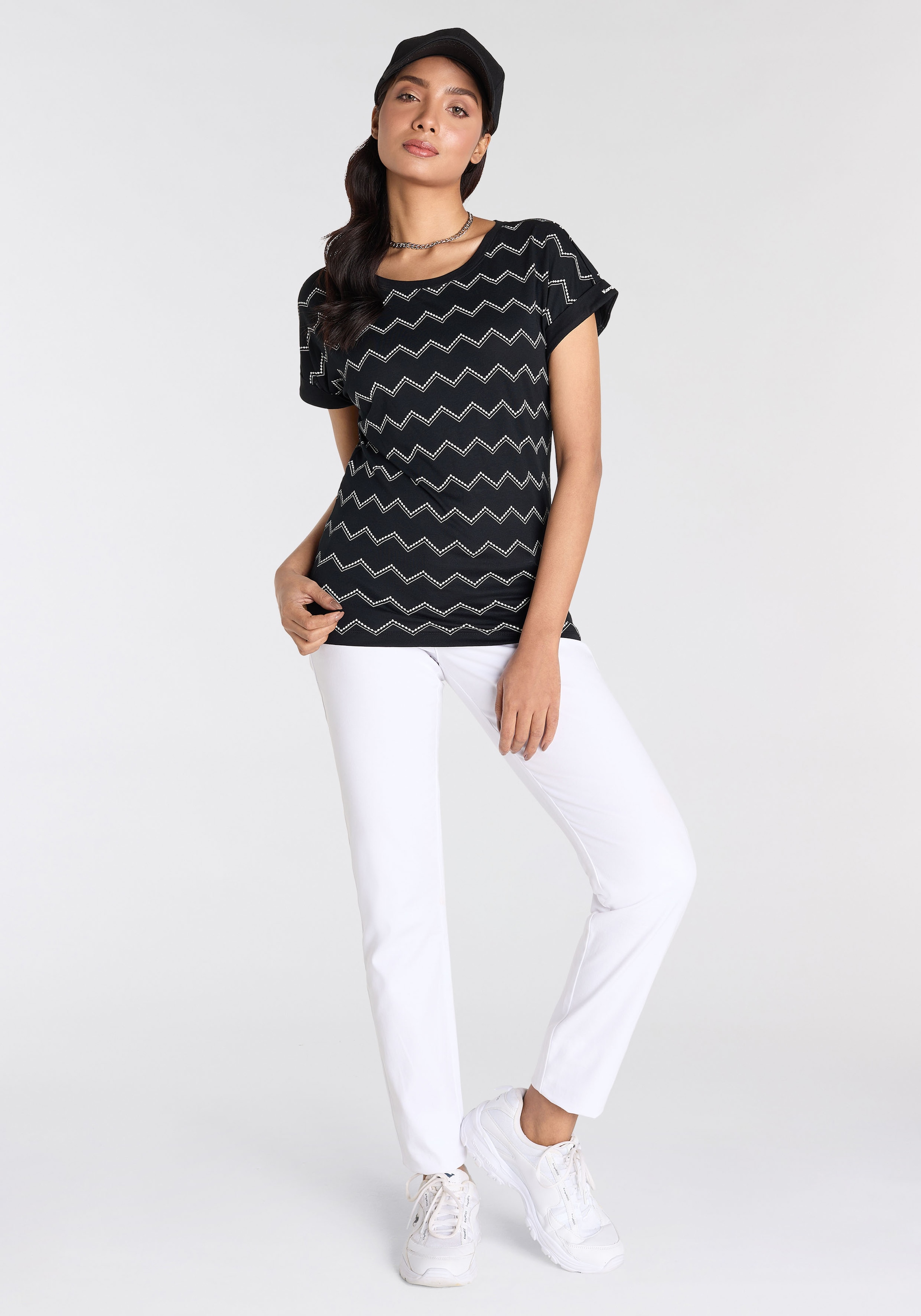 KangaROOS Kurzarmshirt, mit Zick-Zack-Muster