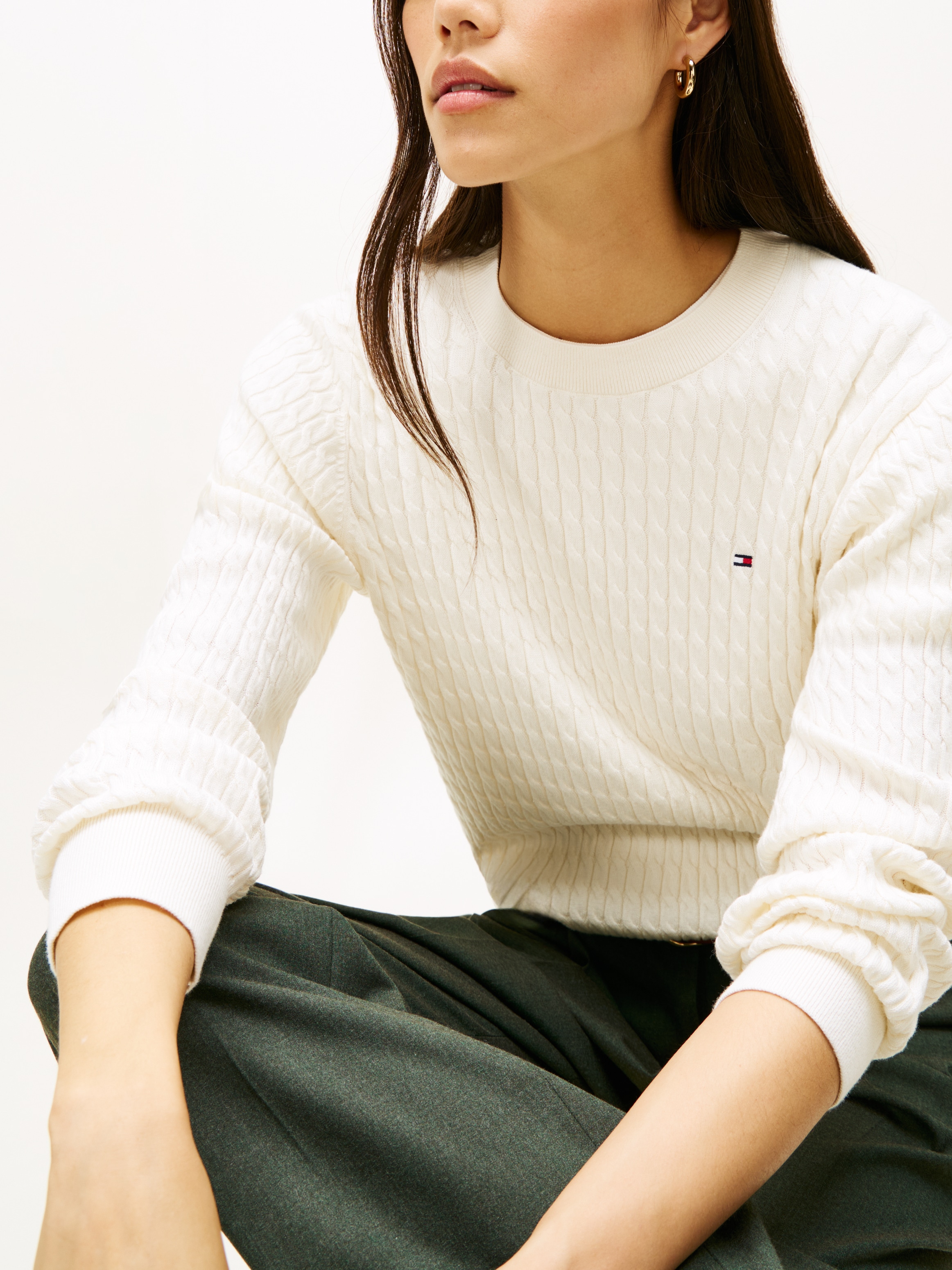 Tommy Hilfiger Rundhalspullover »CO CABLE C-NK LS SWEATER« Baumwolle, mit Zopfmuster, Regular Fit