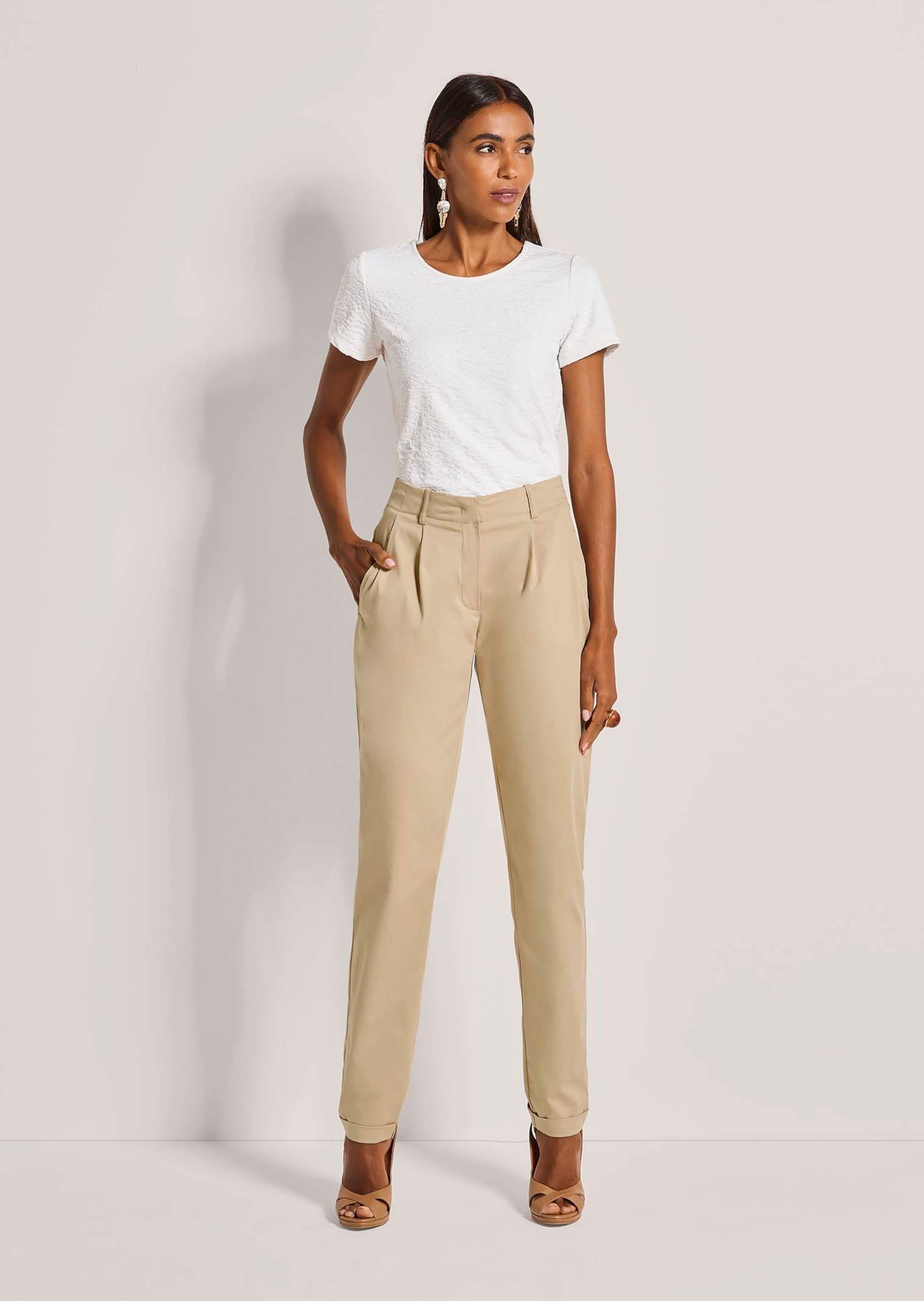 MADELEINE Chinohose »Chinohose Elegante Stoffhose mit Bundfalte«