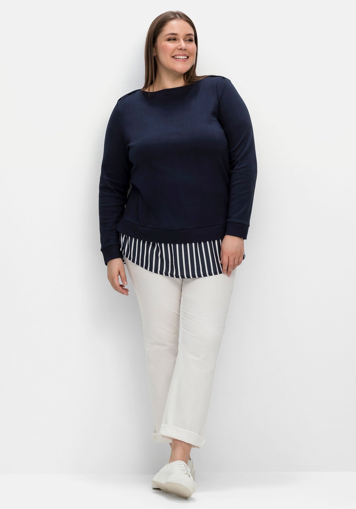 Sheego Langarmshirt »Langarmshirt mit Ansatz aus Blusenstoff«, mit Ansatz aus Blusenstoff